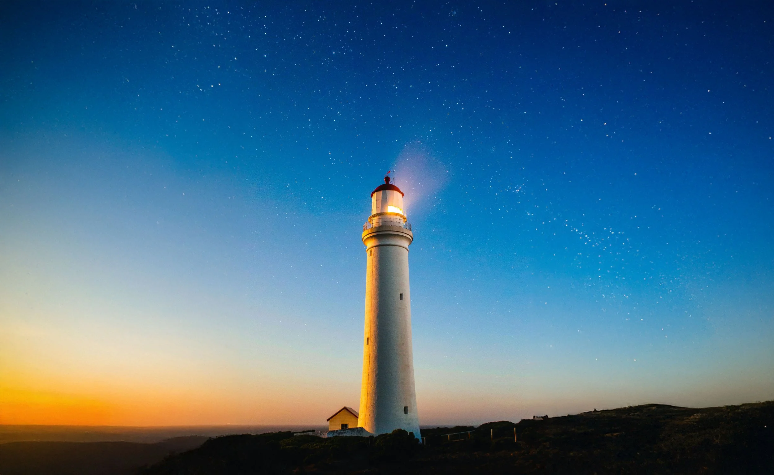 lighthousse.jpg
