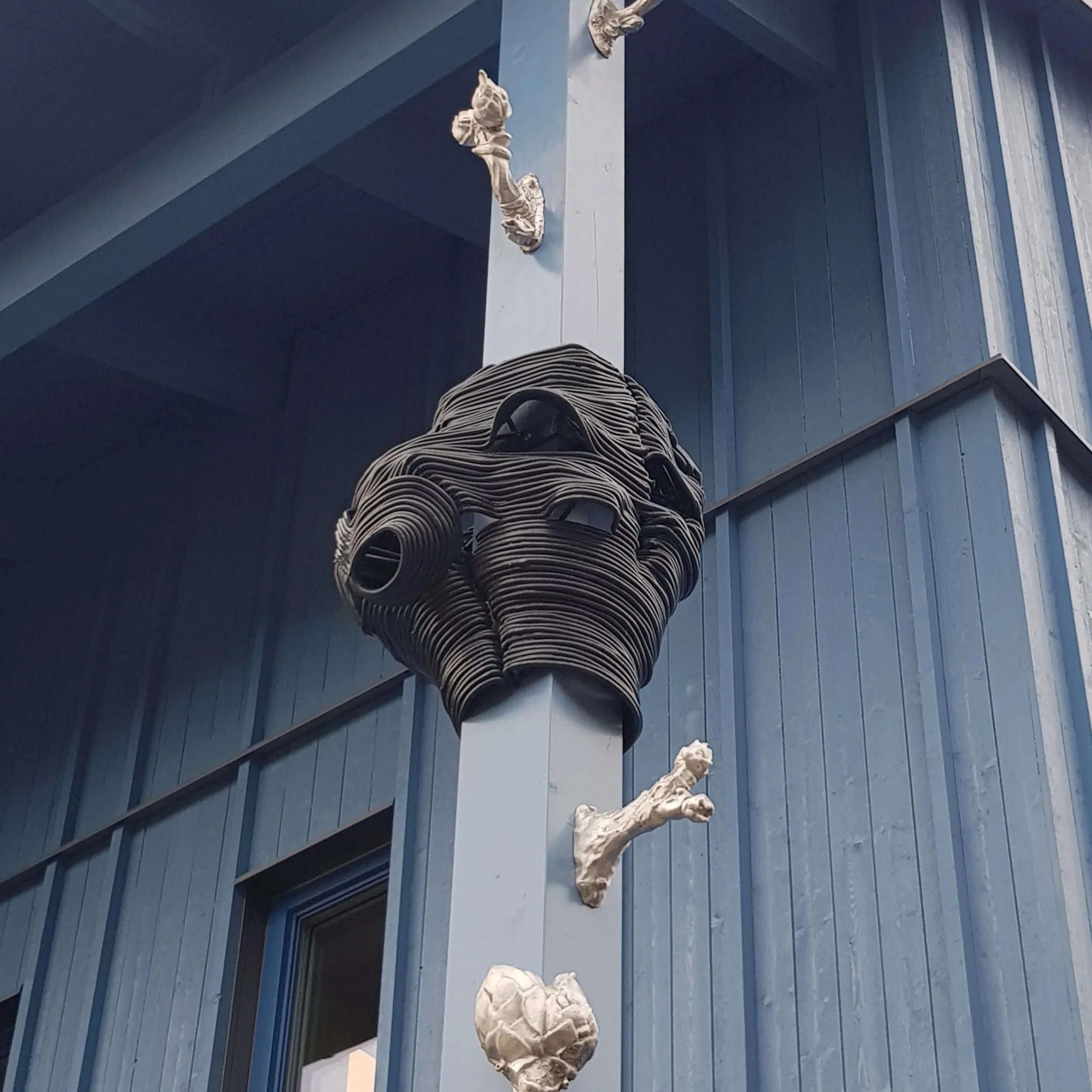 "Bon för stora småvarelser", detail, collaboration with Tobias Birgersson