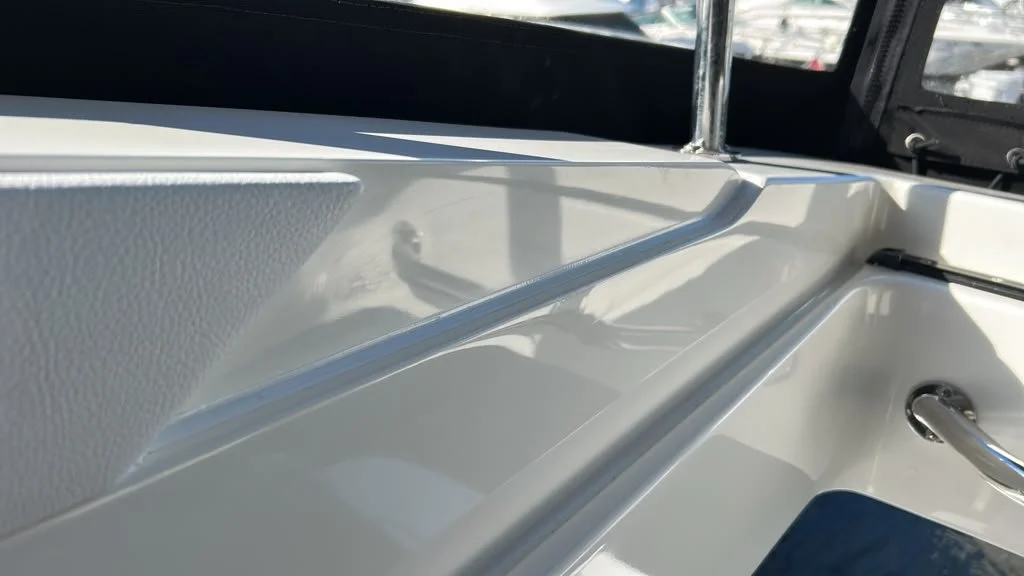 Sea Ray 510 Fly seam after caulking, finished