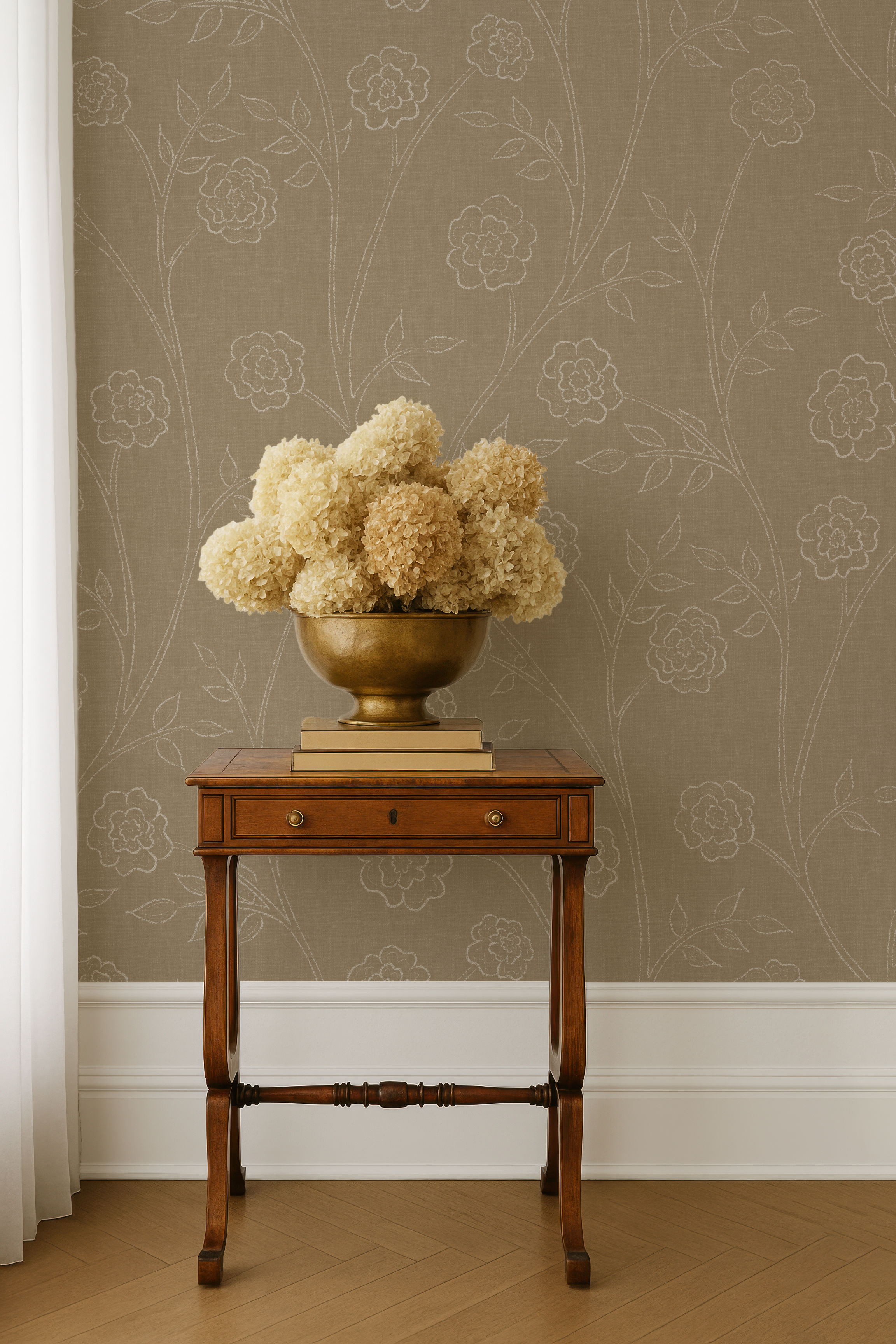 Trailing Roses Pattern Wallpaper