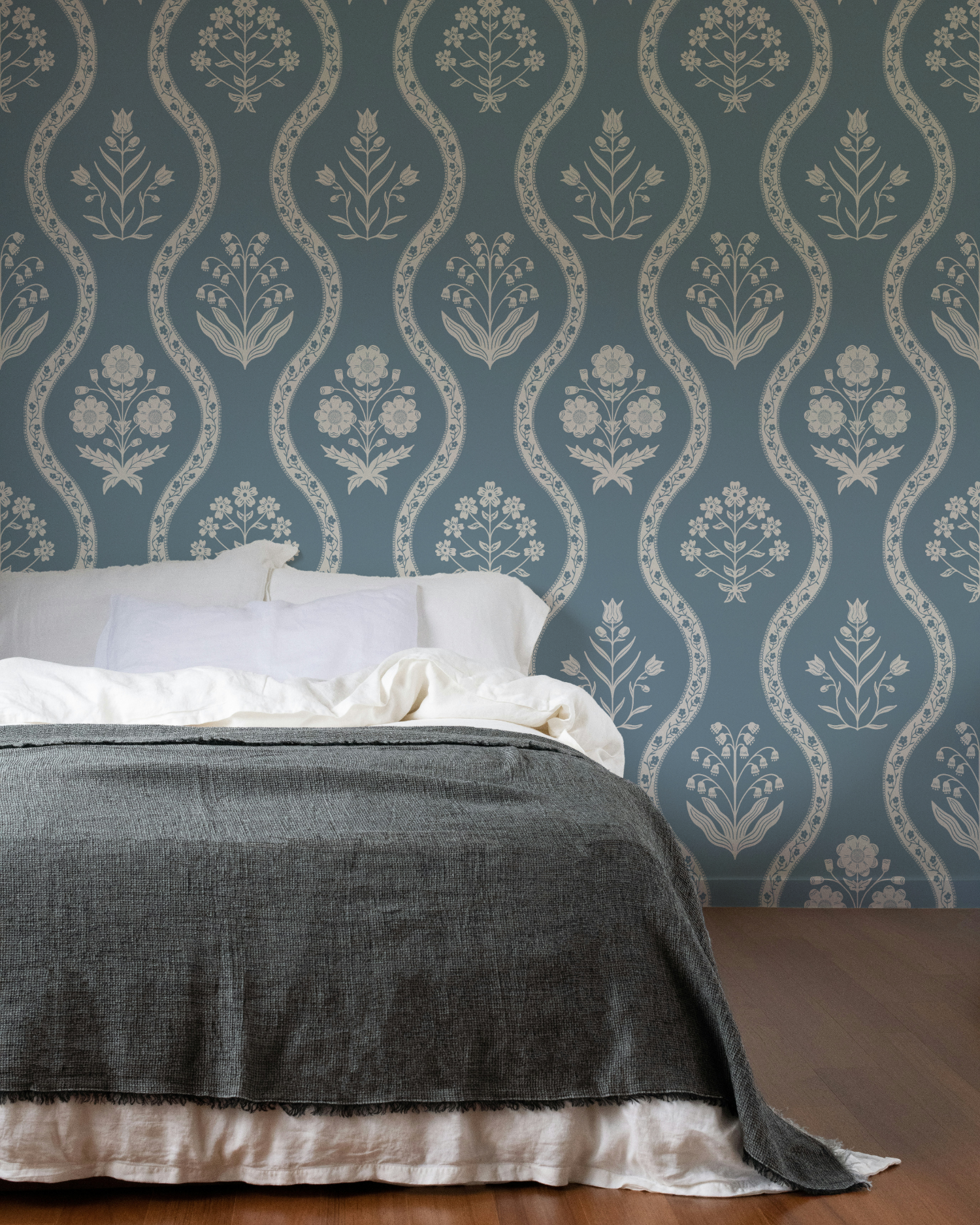 serpentine meadow pattern bedroom wall