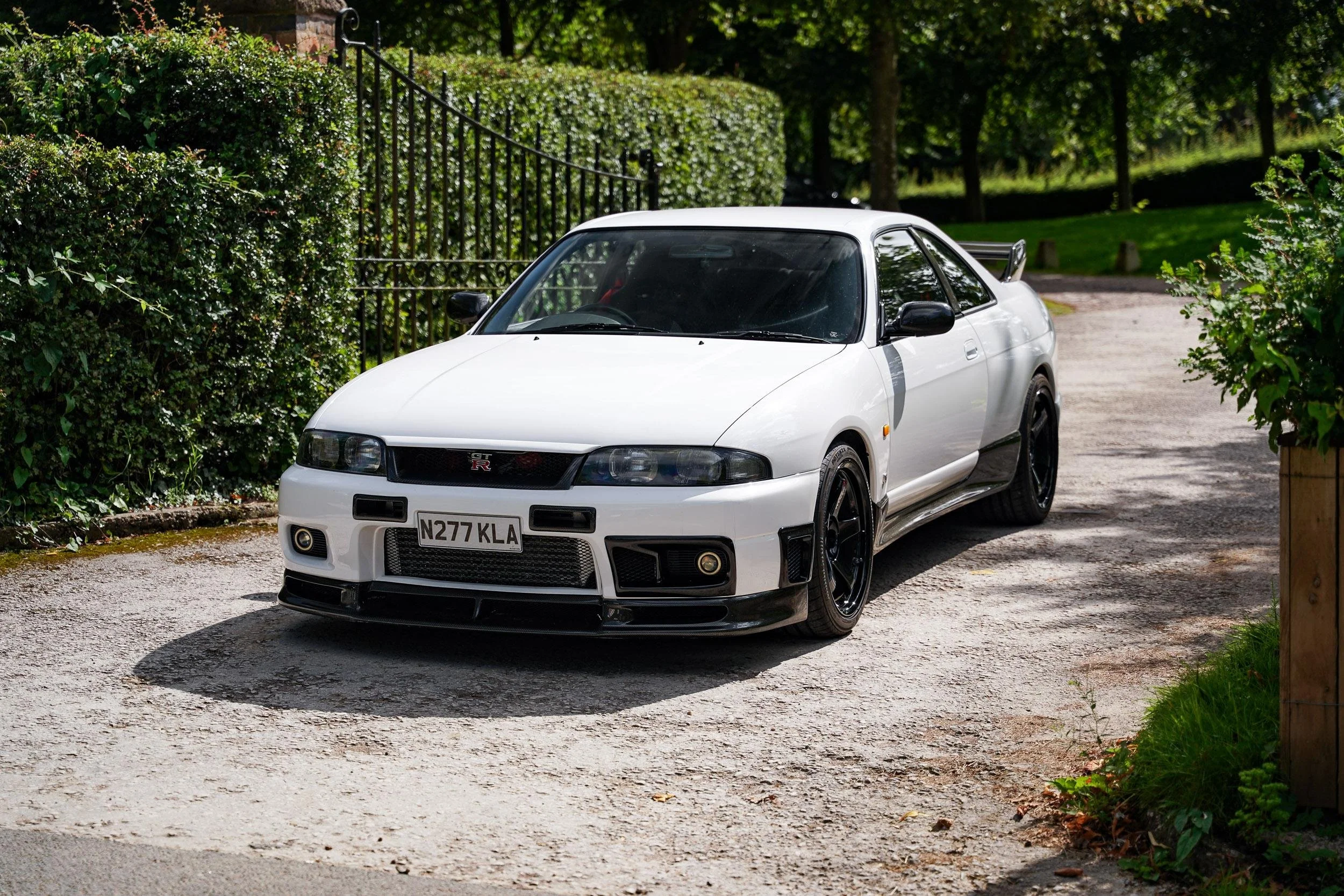 (DEPOSIT TAKE) 1996 Nissan Skyline R33 GT-R V-Spec (S2) (1 Of 521) in QM1 White
