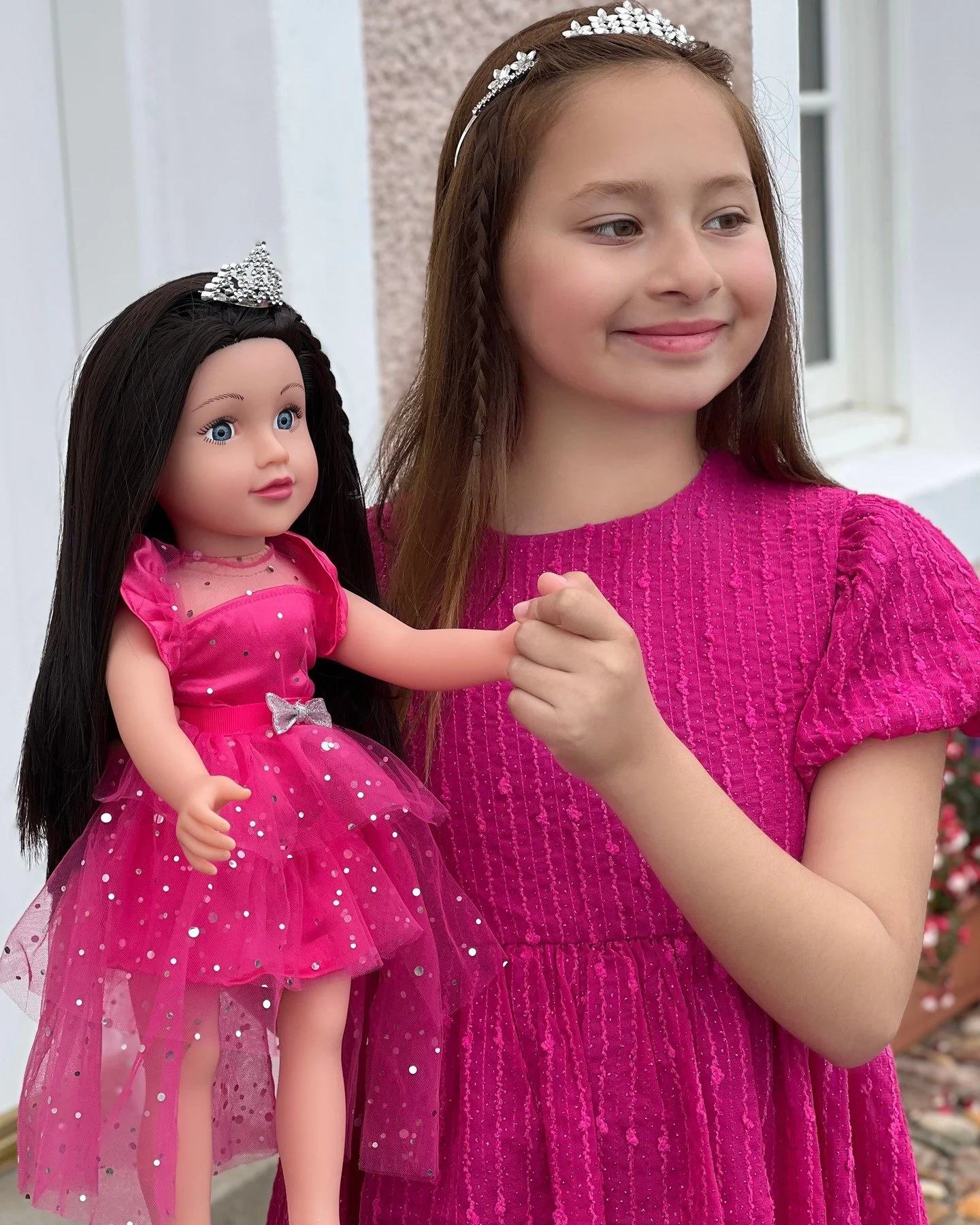 Adorbs 💞

#designafriend #dollphotography #fashiondolls #dolls #dollstagram #18inchdolls #americangirldoll #dollaccessories #roleplay #imaginaryplay #dollplay #learnthroughplay #pretendplay #toys