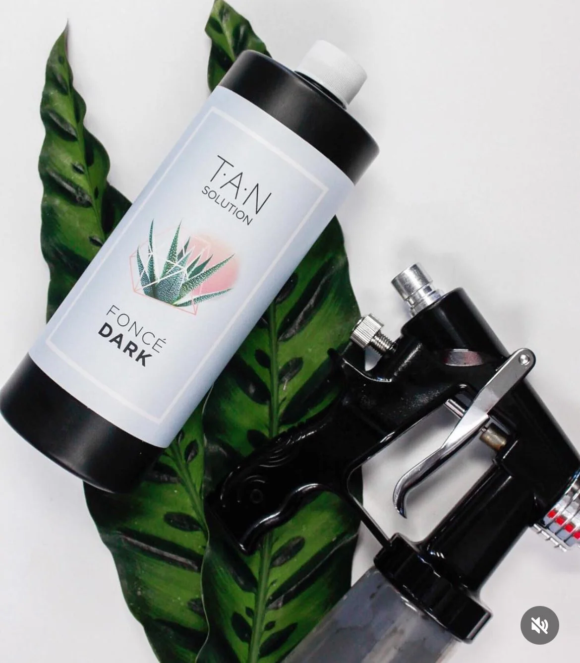 TAN Naples professional spray tan solution bottle | Dark  formula | Clean beauty self-tanning product