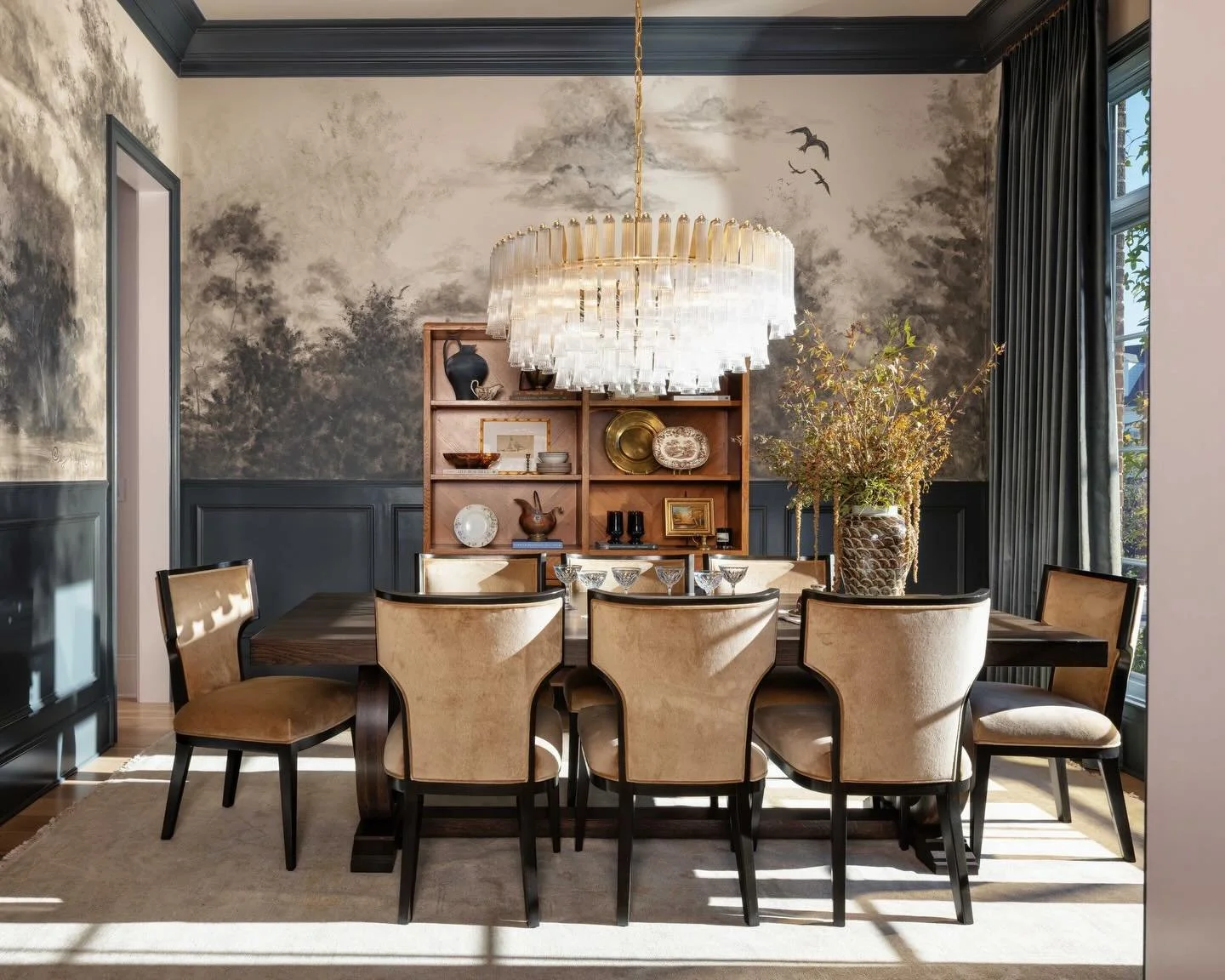 The final stills + the messy magical in-between 🎨. Featured in @nashville_parade_of_homes. Paint Color: Down Pipe by @farrowandball 

#nashvilleparadeofhomes #diningroommural #mural #landscapemural #abstractmural