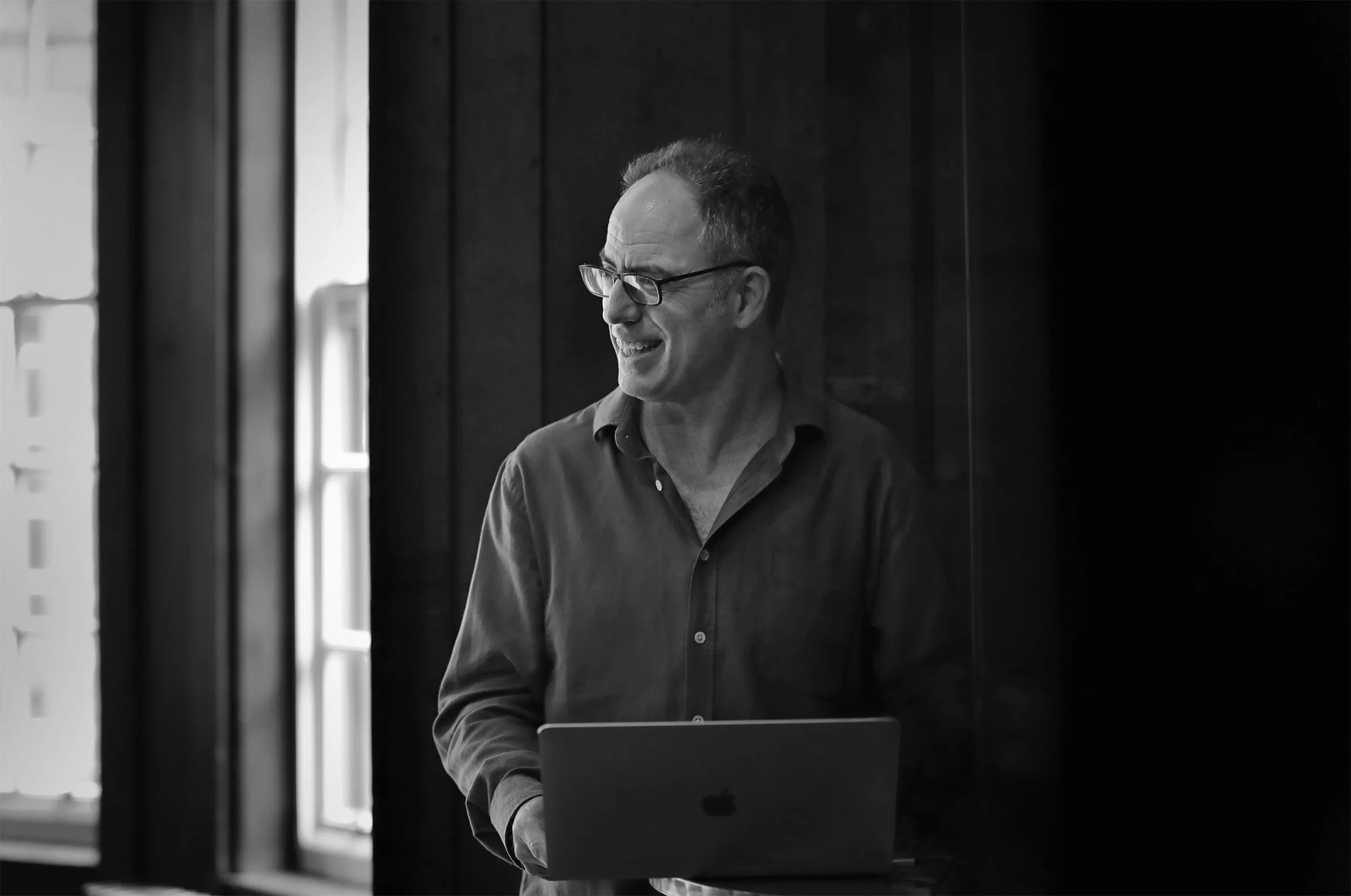 UCL changing minds workshop presentation b&w by Venn portraits