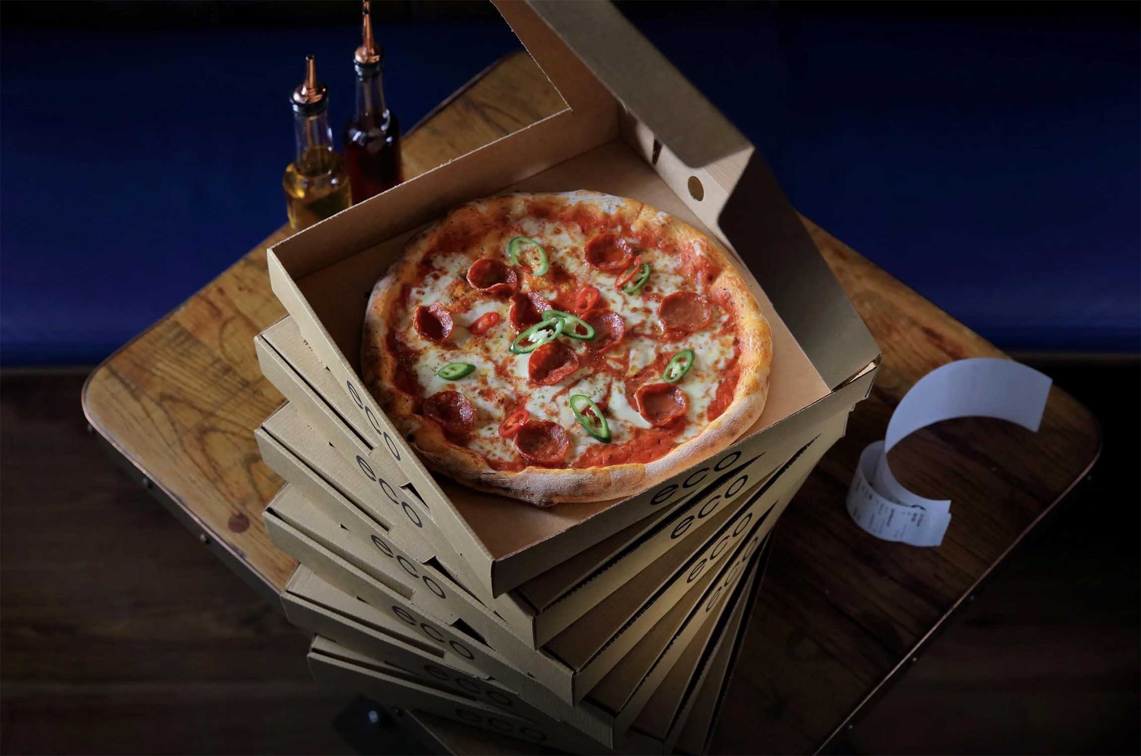 Eco spicy pepperoni pizza delivery photographed by studio68b.com