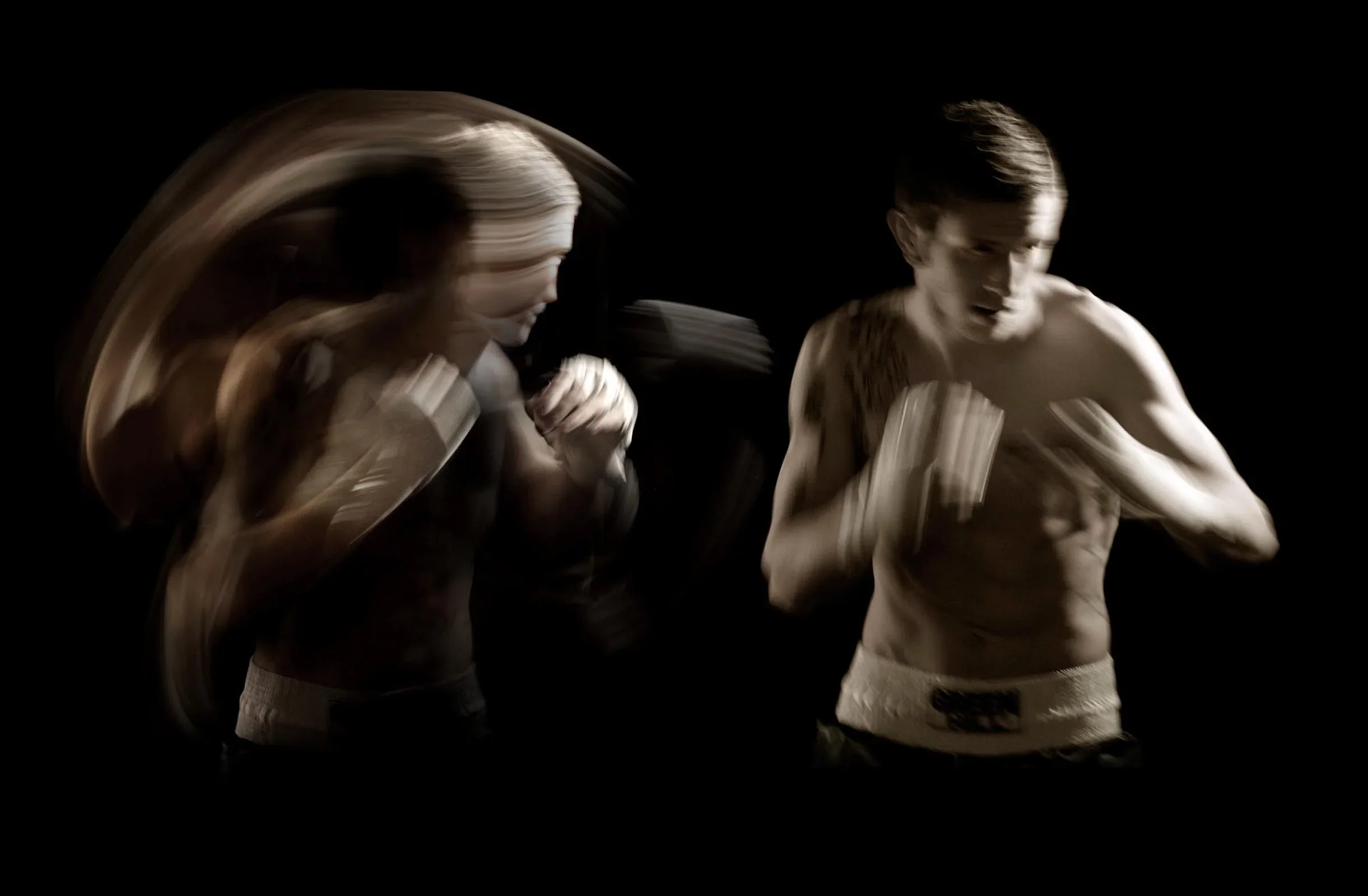 Dynamism of a boxer, Sam standing professional boxer