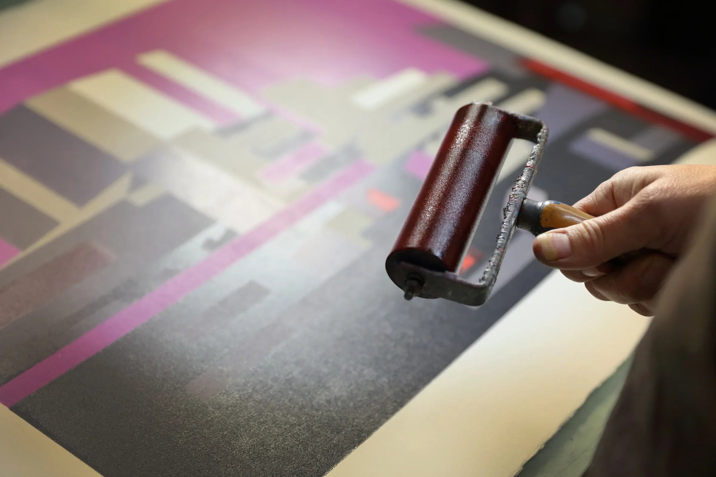 Paul Catherall lino printer by David Burton Photography