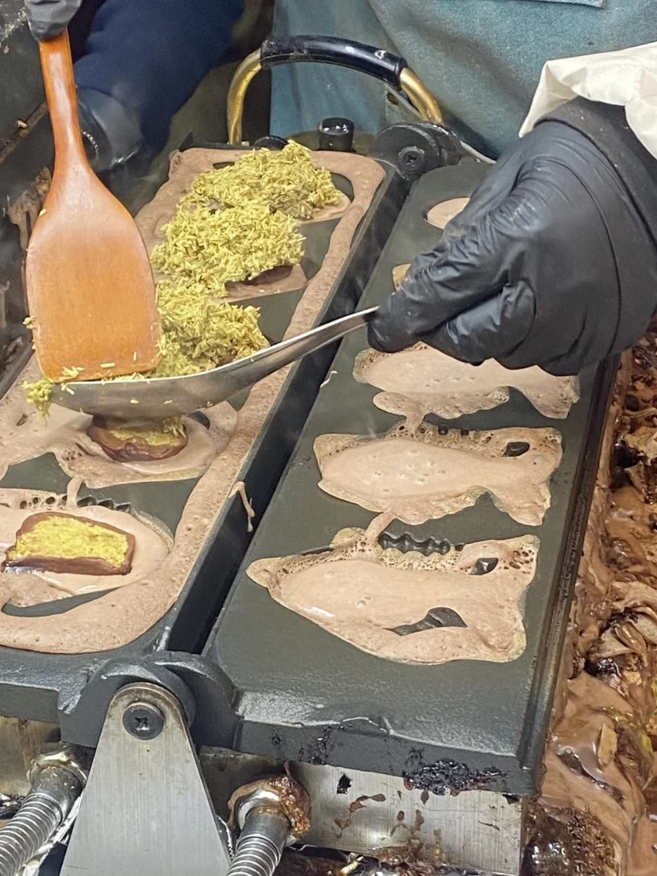 Dubai Chewy Cookie Bungeoppang in Hyehwa: The Viral Trend You Can Eat on the Street