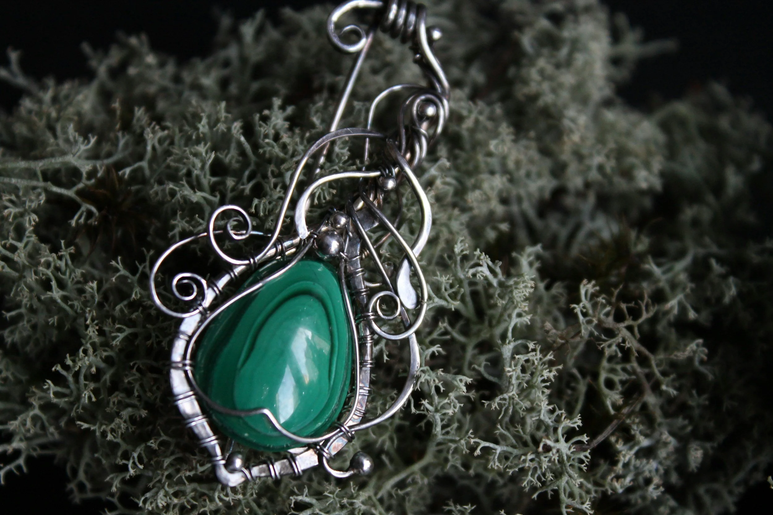 epidote stones
