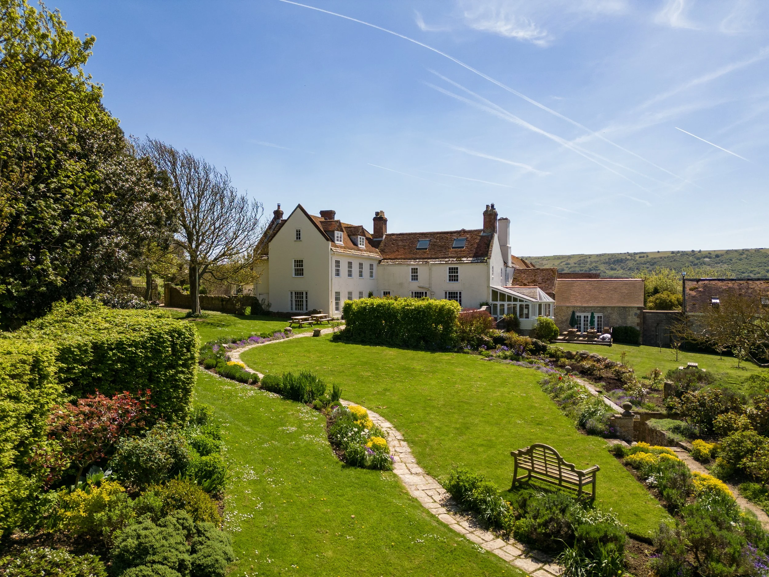 Tapnell Farm_Manor House_Spring-Gardens.jpg