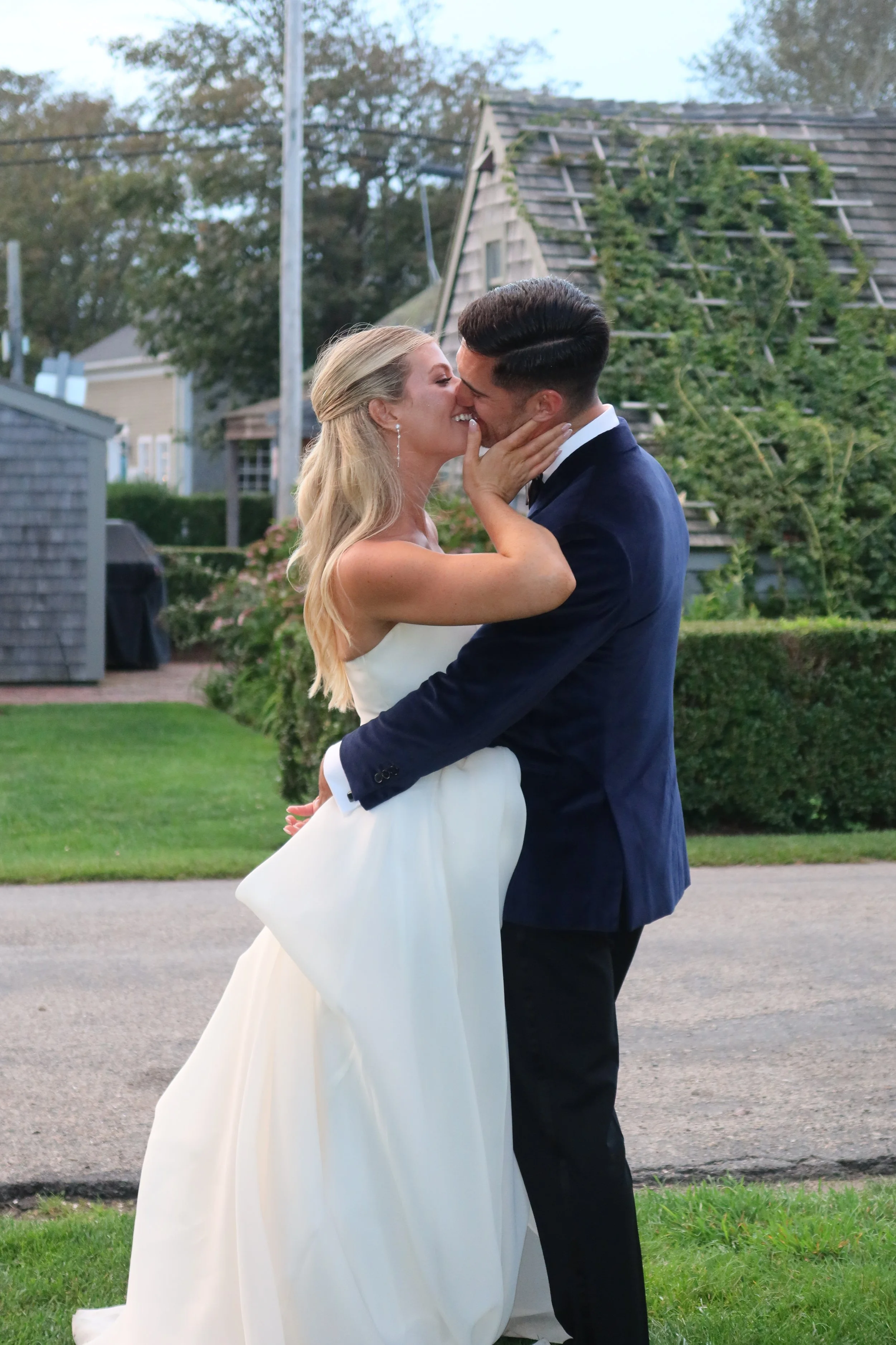 Nantucket Chanticleer wedding candid behind the scenes content creator Vogel Wedding Content