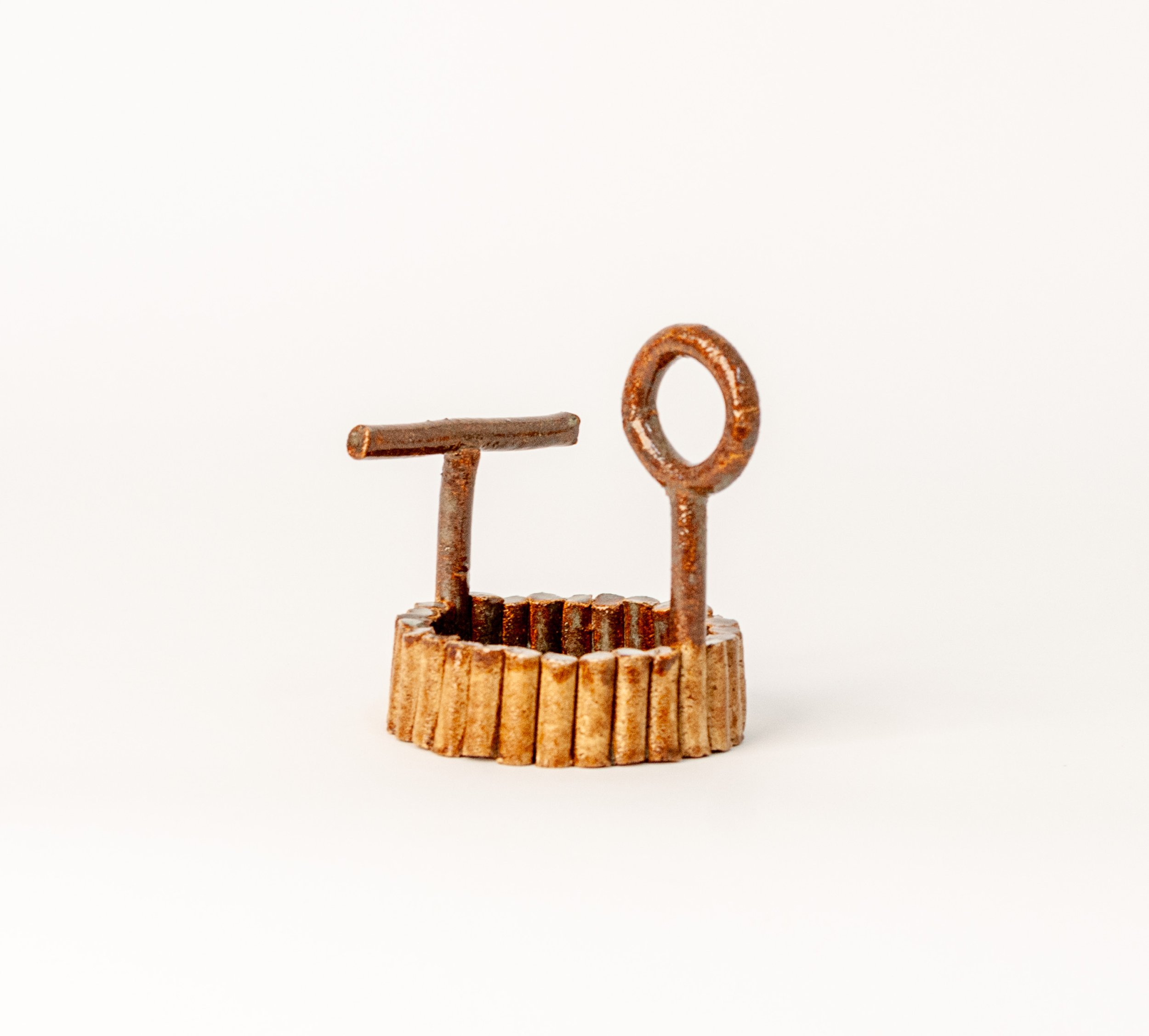 Ring Holder 1