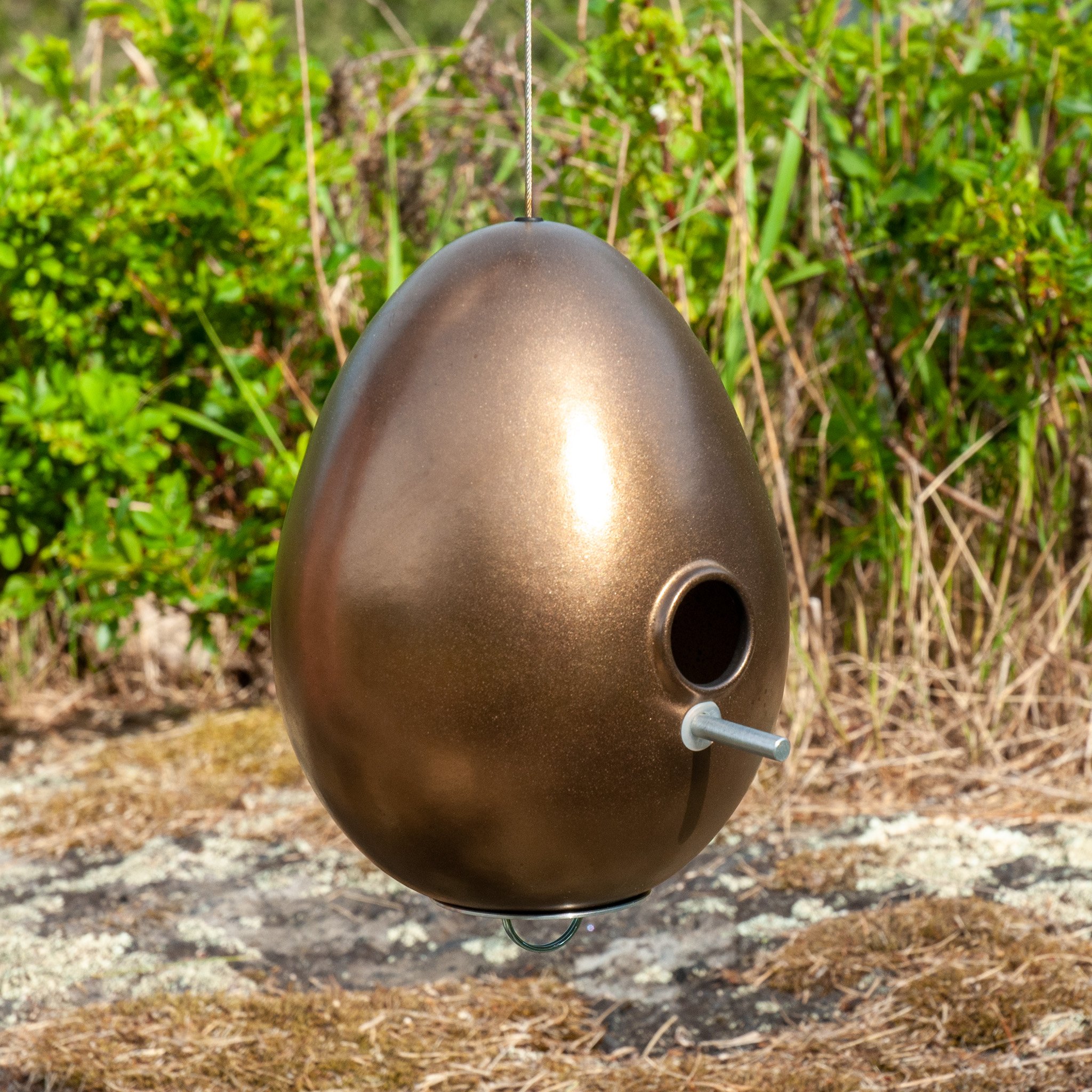 gg Bird House in Bronze  — in nature