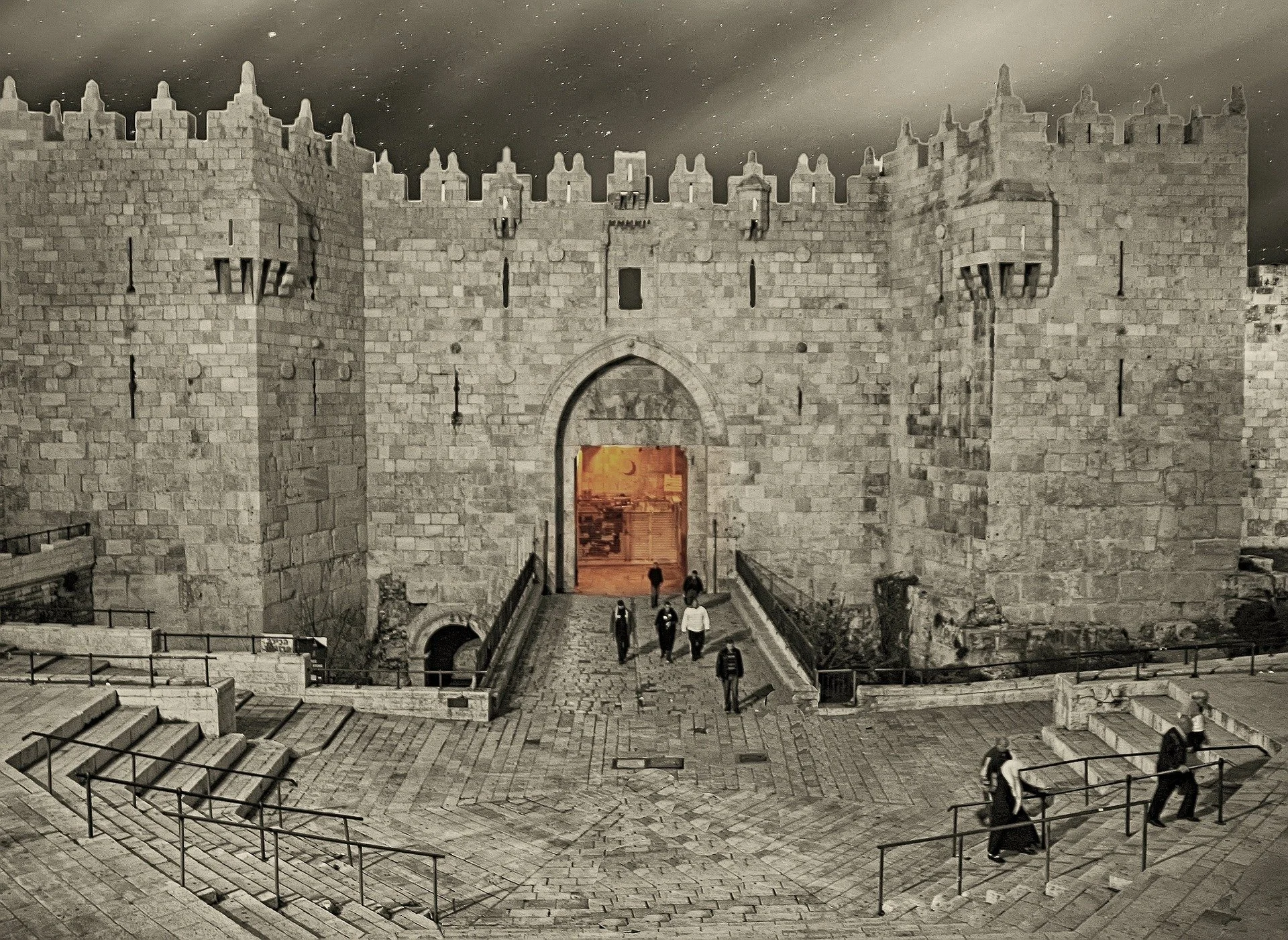 How Important in the Kingdom of God Are the Kings Kids?  Mark 3:31–35 