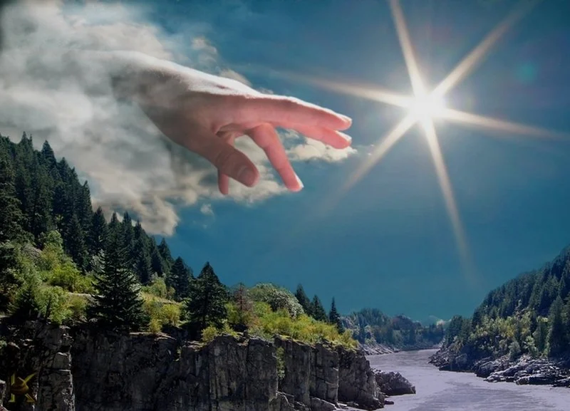 What is the Blessing Side of the Hand of God?  1 Kings 18:46
