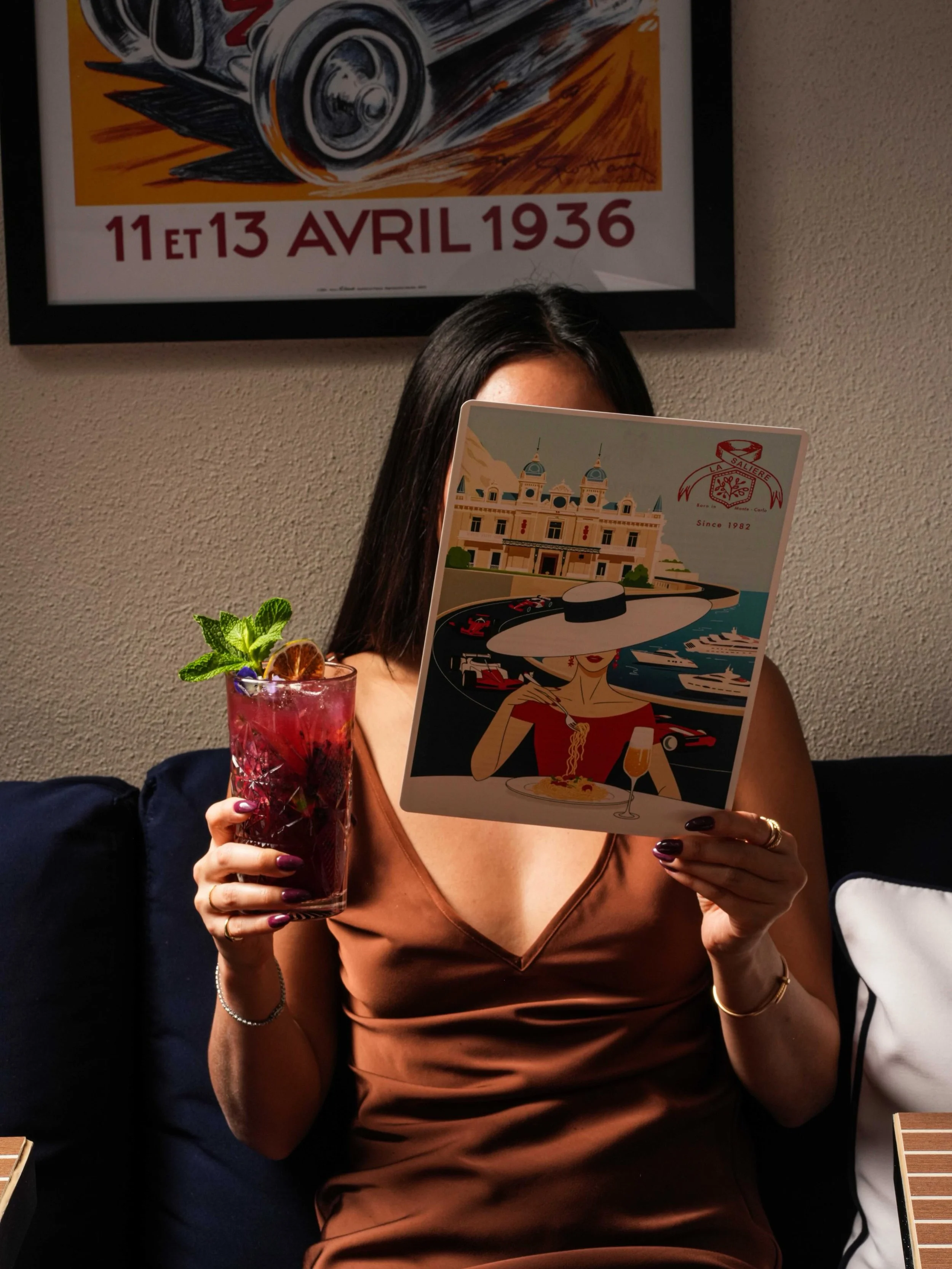 Slow sips, summer nights, and a Crush Berry Mojito in hand 🍓🌿✨
At La Sali&egrave;re, every moment feels like a sunset escape along the Monte Carlo Riviera.