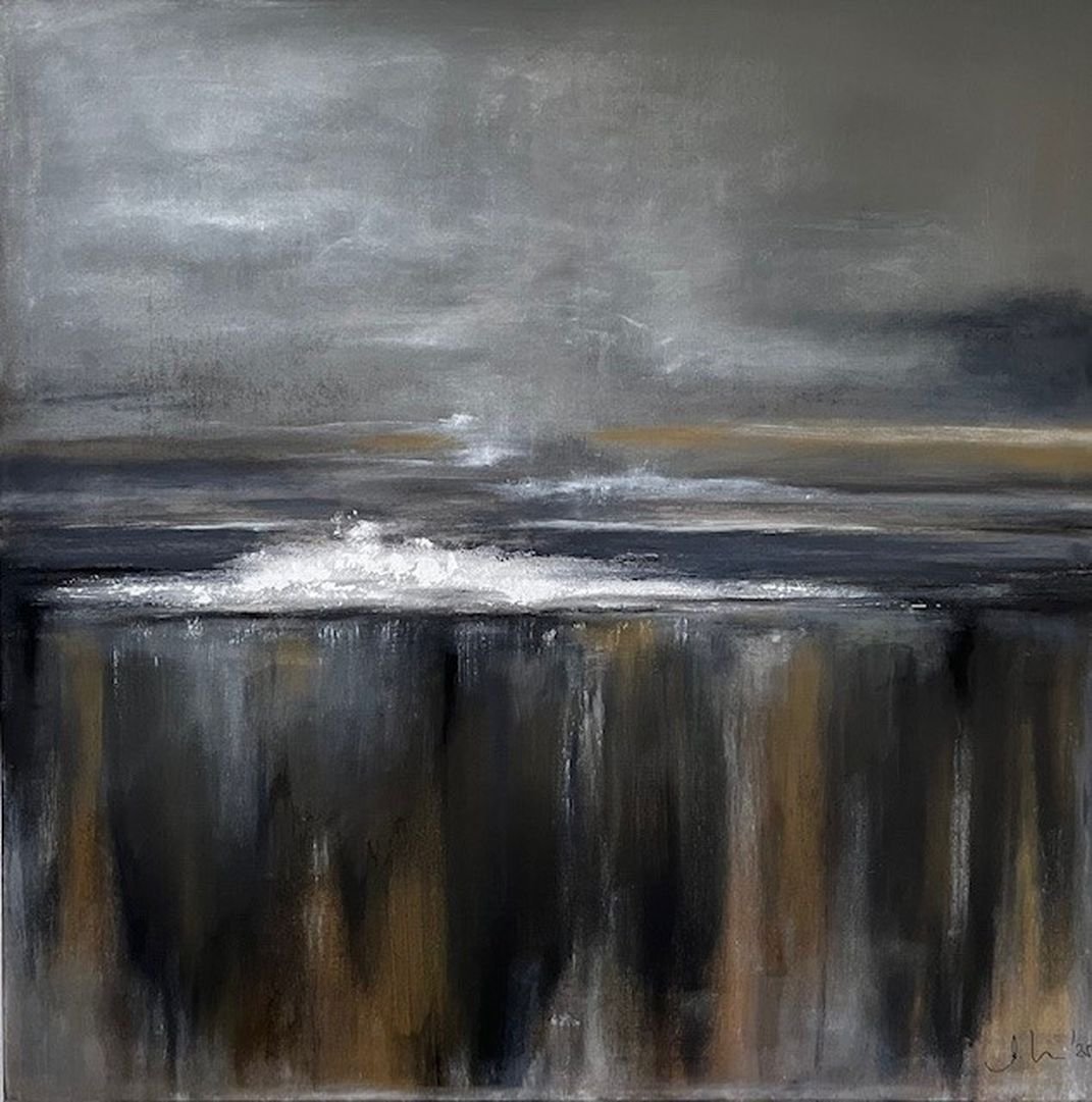 Abstraktes Gemälde einer Meeresküste mit dunklen Wolken, Wasser und Felsen in Schwarz, Grau und Braun