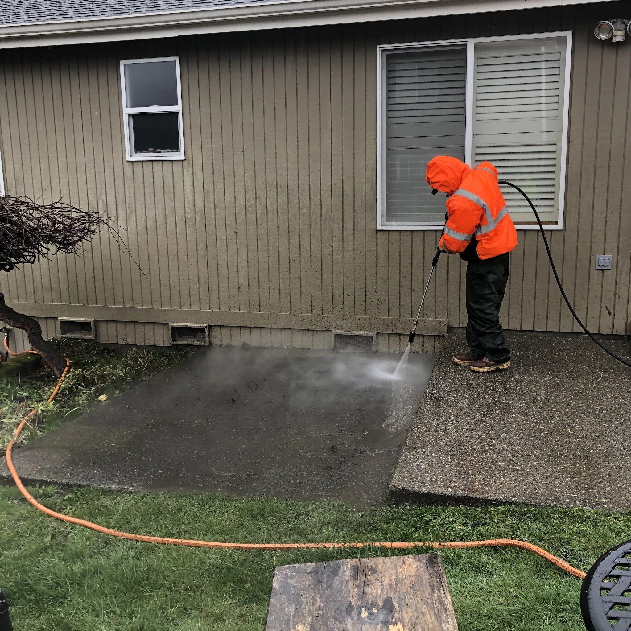 How Often Should You Pressure Wash Your Home in Washington? A Homeowner’s Maintenance Guide