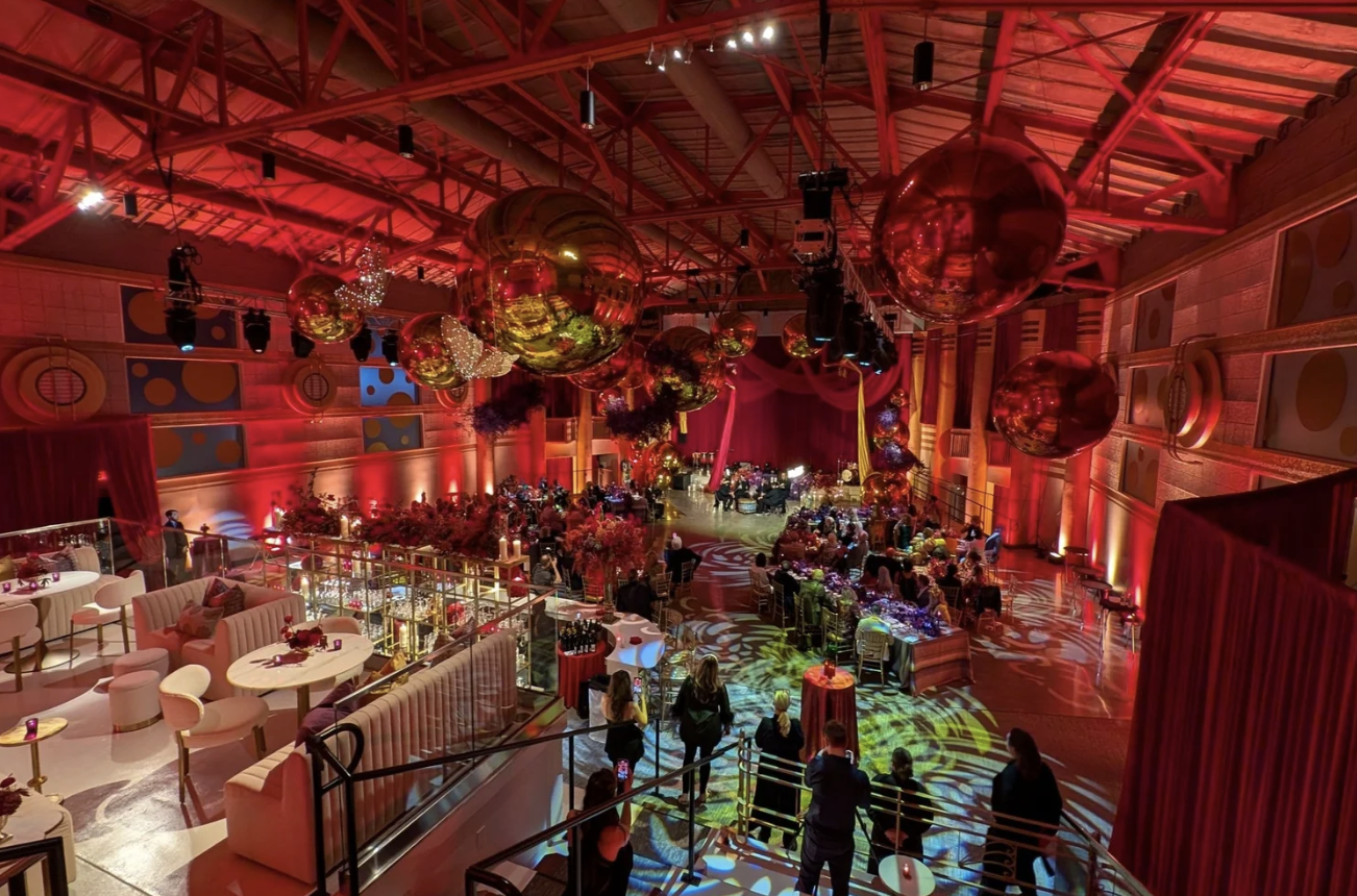 Hollywood Theater - unique wedding venue in minnesota