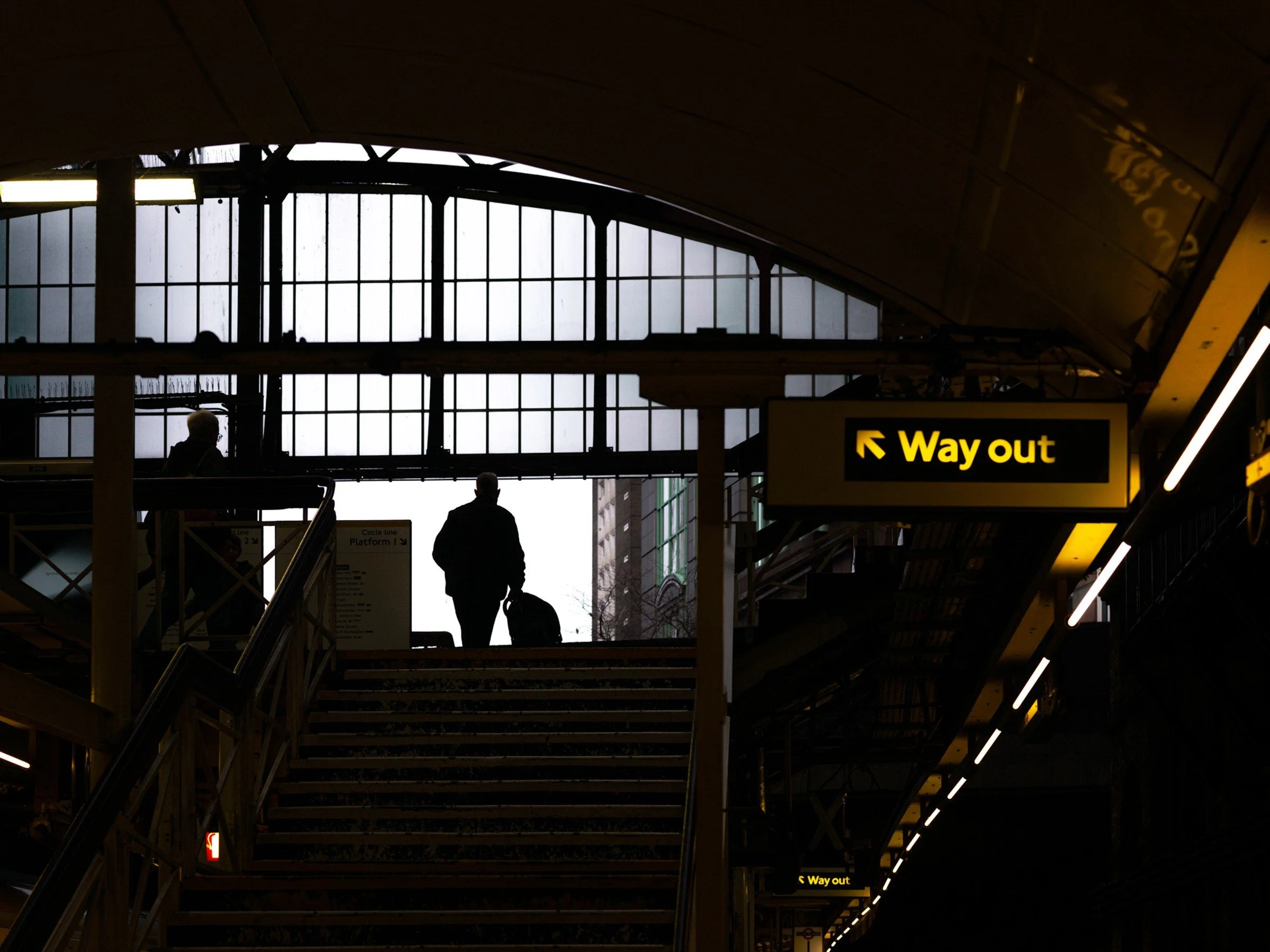 Aldgate Station 4 to 3.jpg