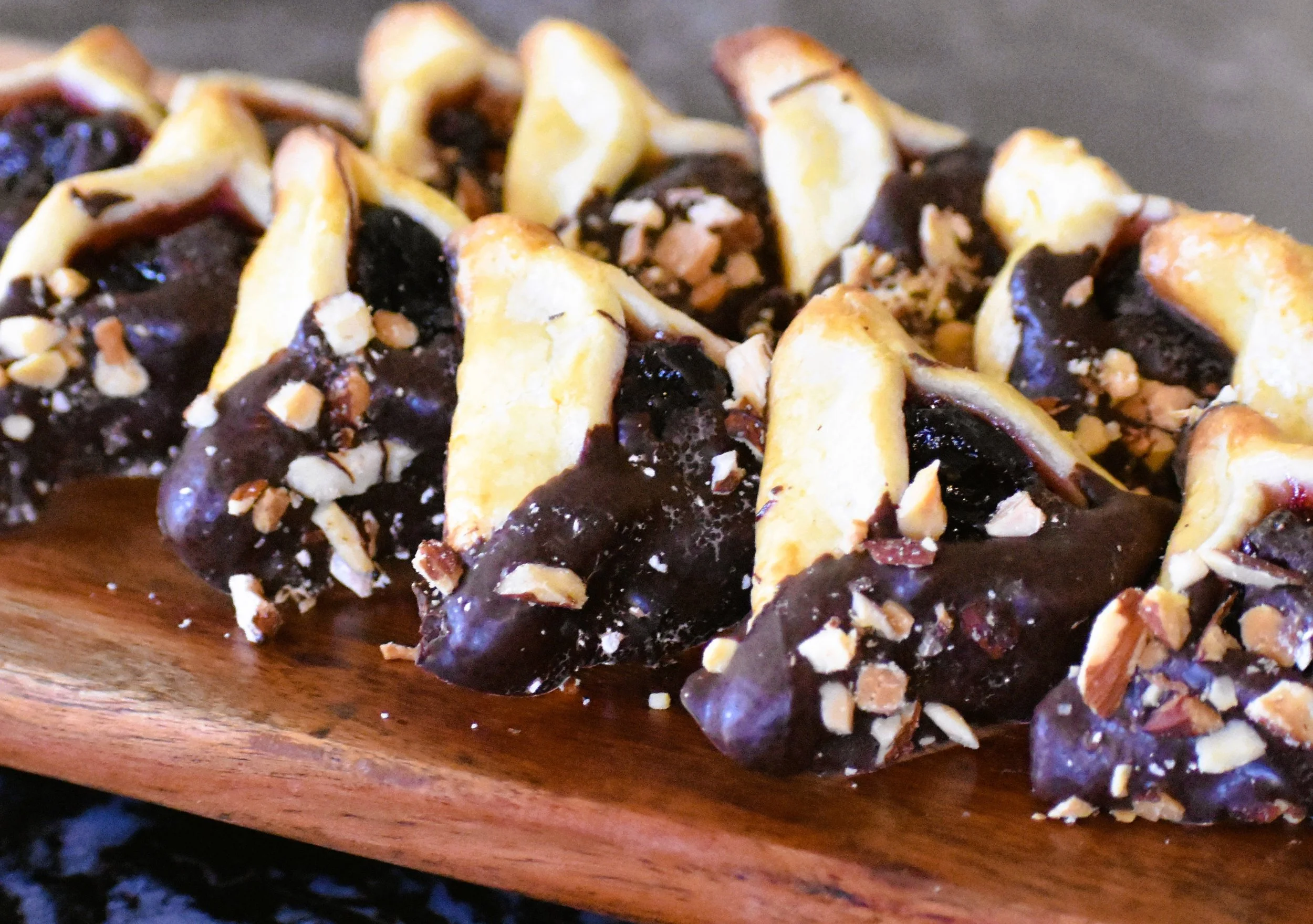 DARK CHOCOLATE CHERRY ALMOND HAMENTASCHEN