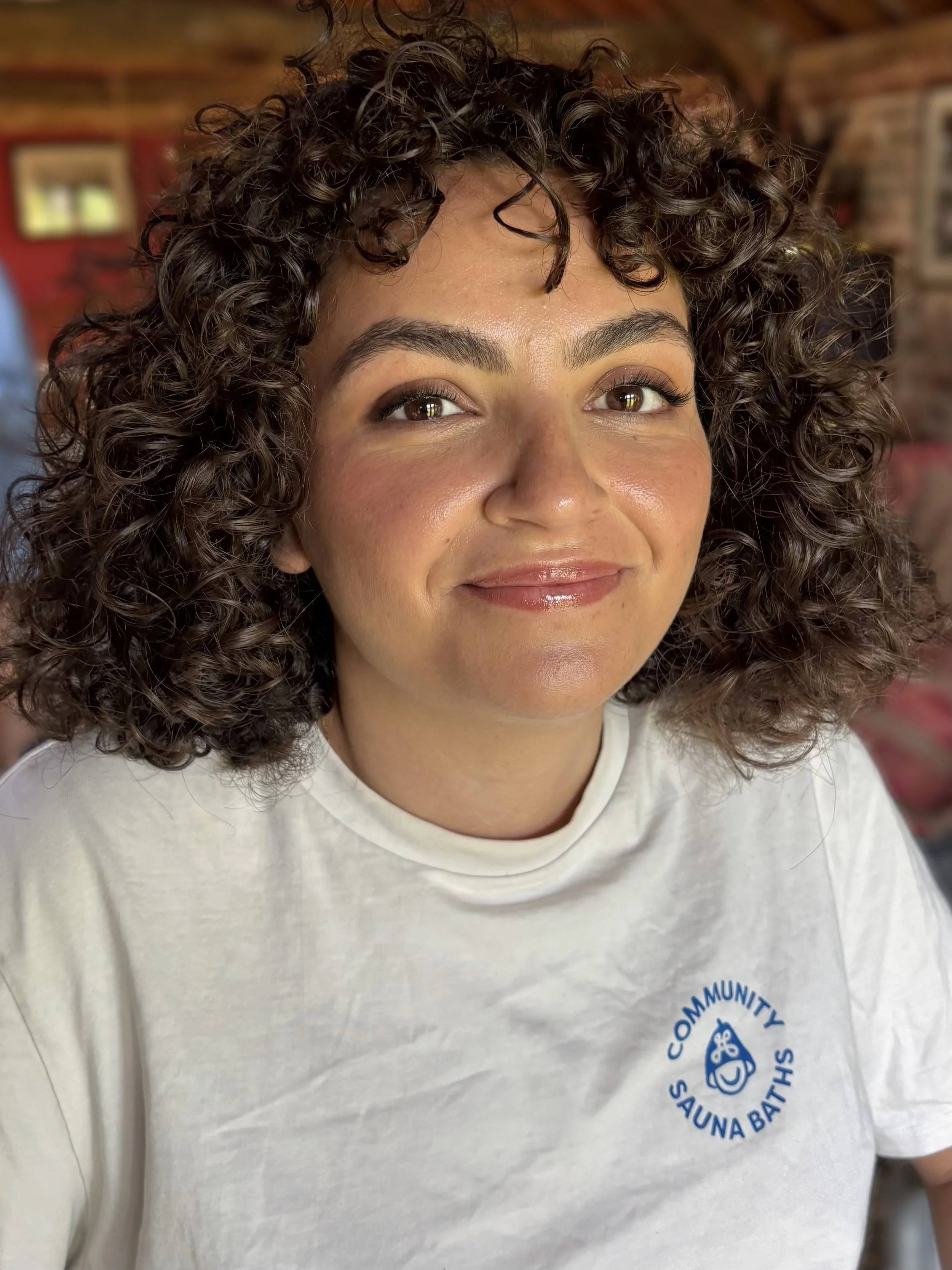 Natural glowy makeup in Norfolk