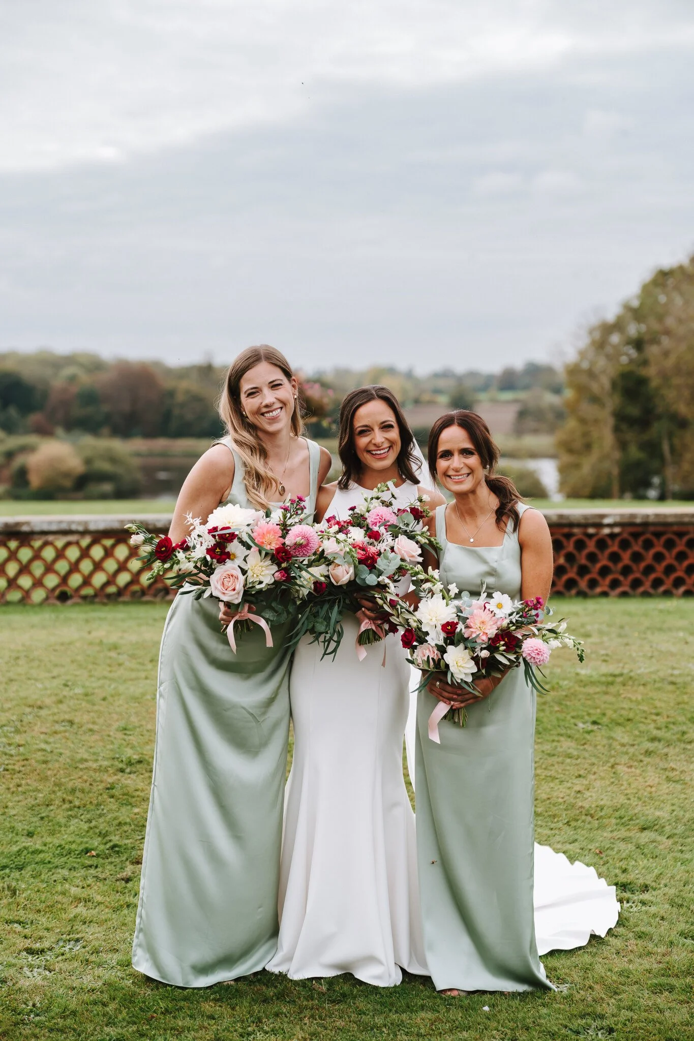 glowy natural bridal party makeup at kimberley hall wymondham