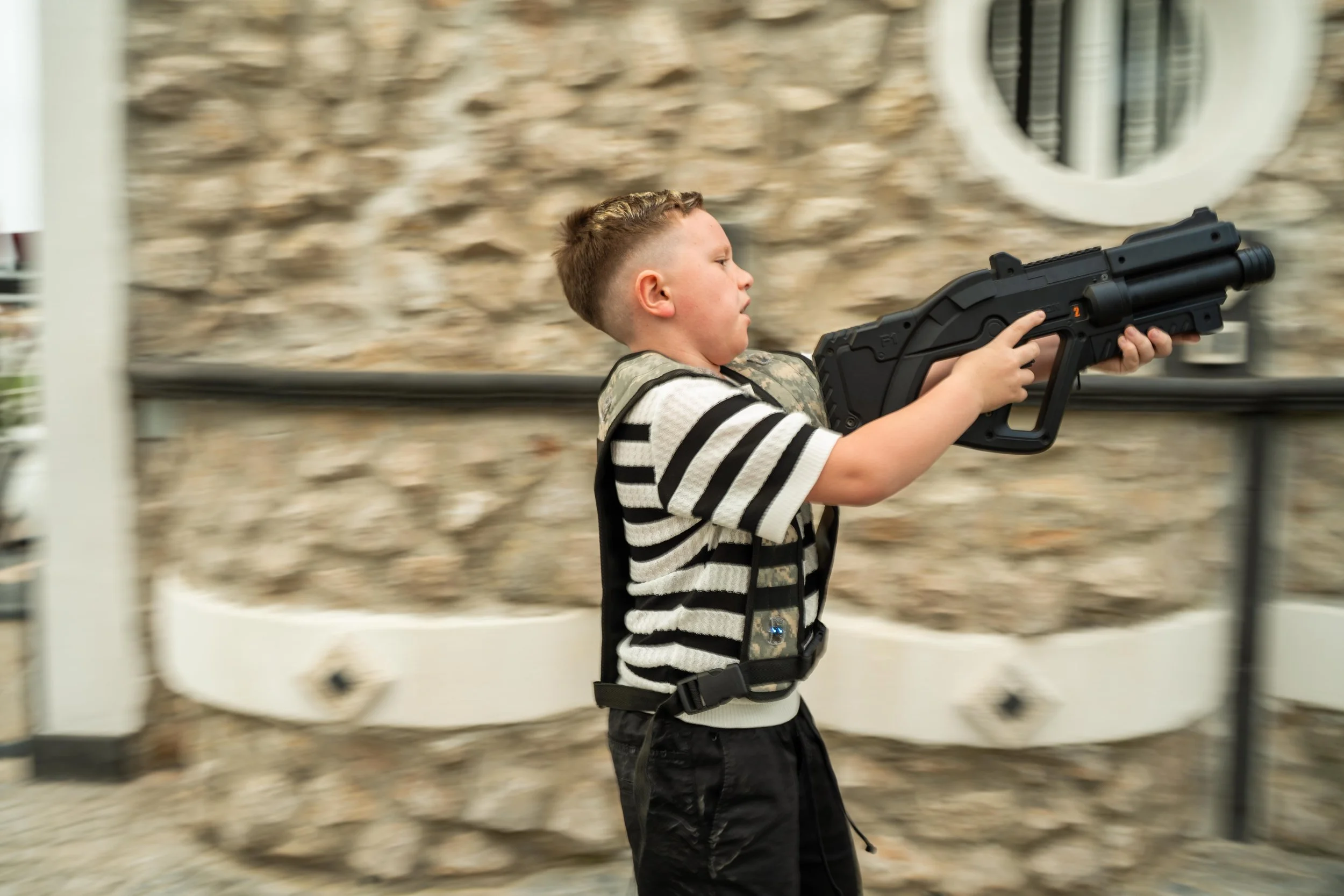 040525 - LASER TAG - VILLA GARDENIA 13.jpg