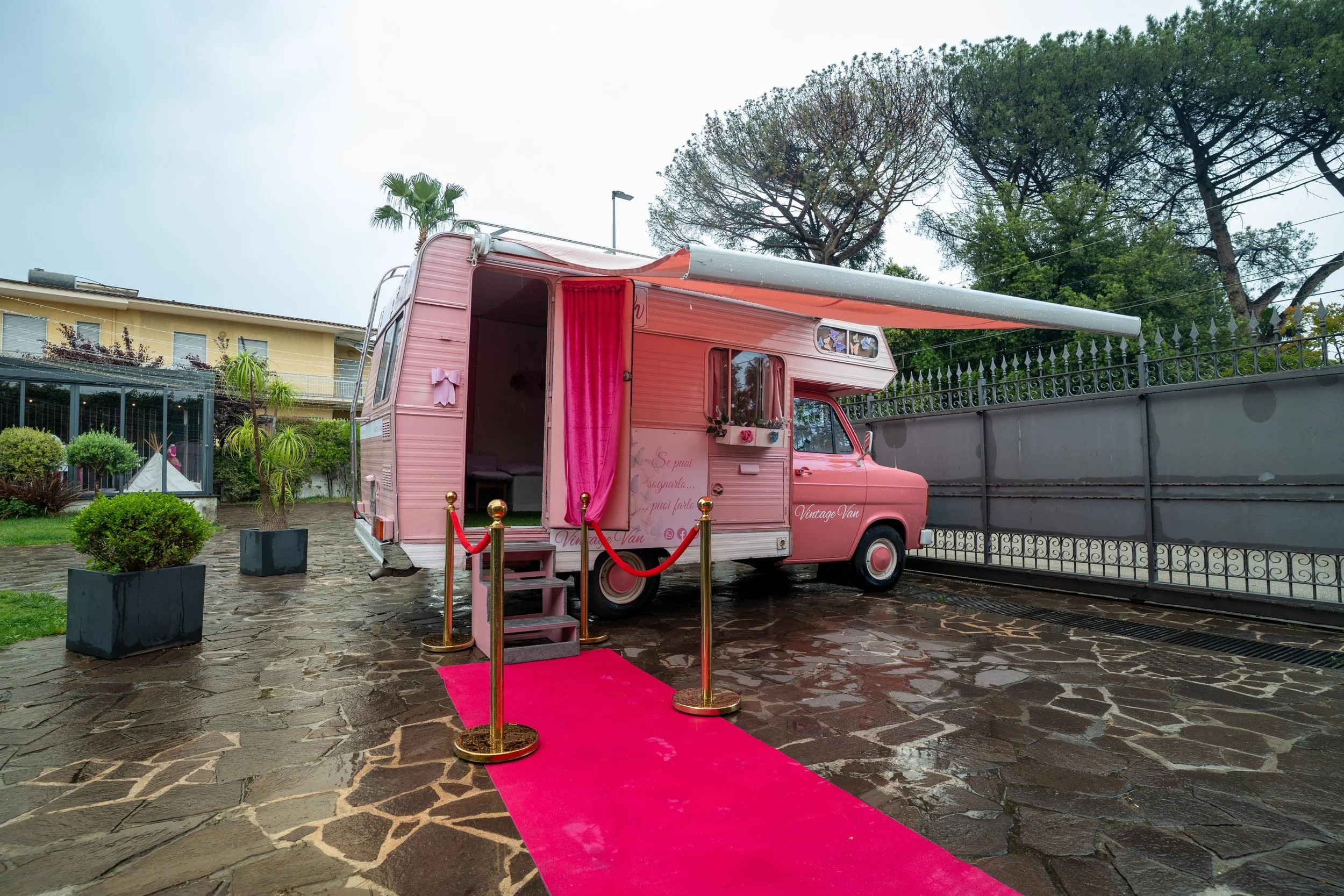 110525 - VINTAGE VAN - FLAN EVENTI 5.jpg