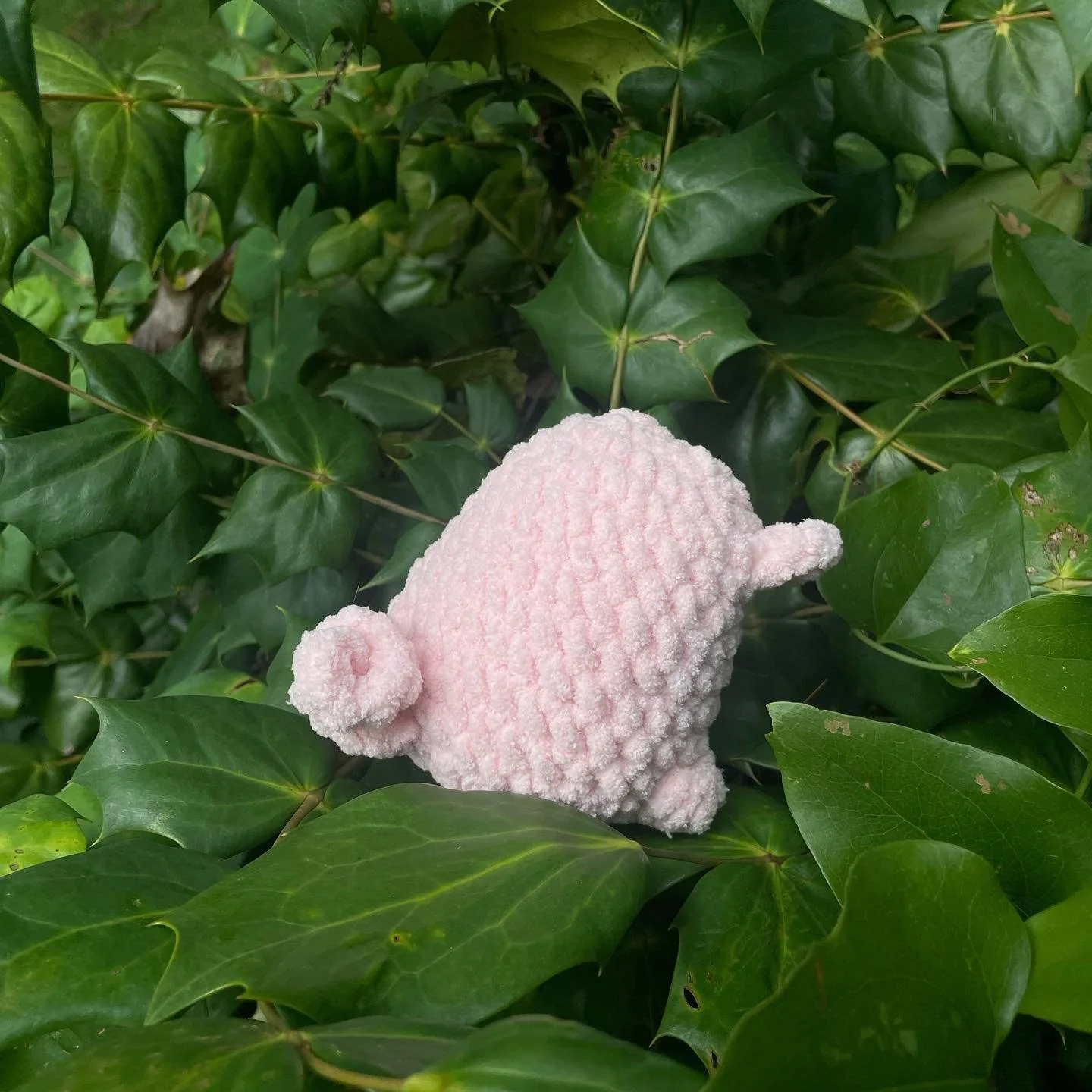 Who is that?? It&rsquo;s your new baby 🐷🩷 #comepickupyourchild LINK IN MY BIO!! 😊