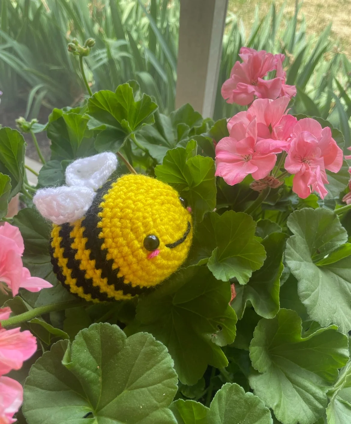 Happy Bee