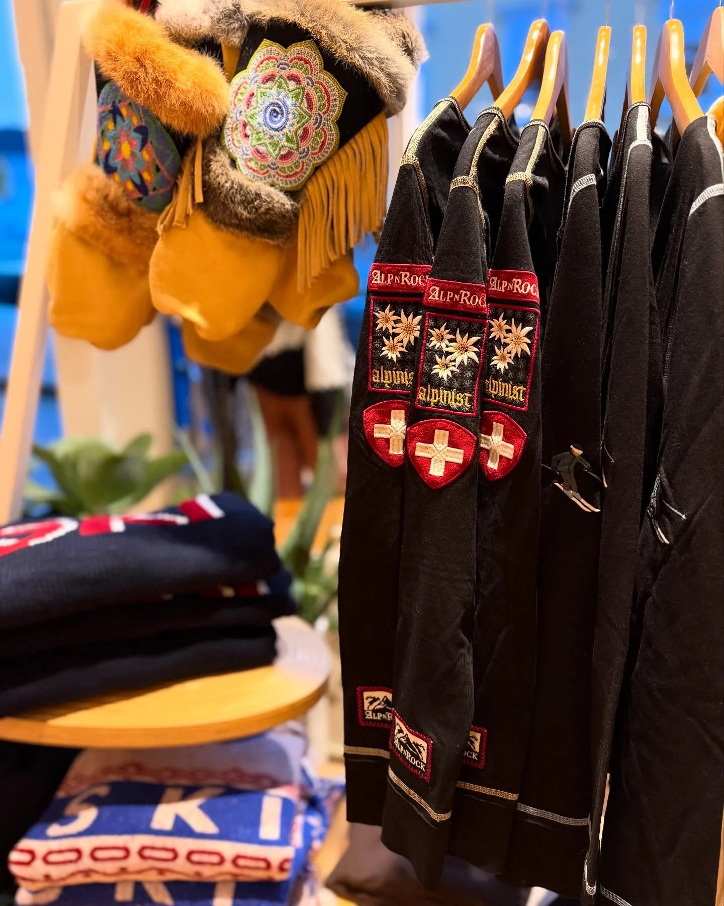 Fresh brand drop today ❄️ Welcome to the store @alpnrock, bringing luxury and style to the apr&egrave;s scene since 2007. 🤩