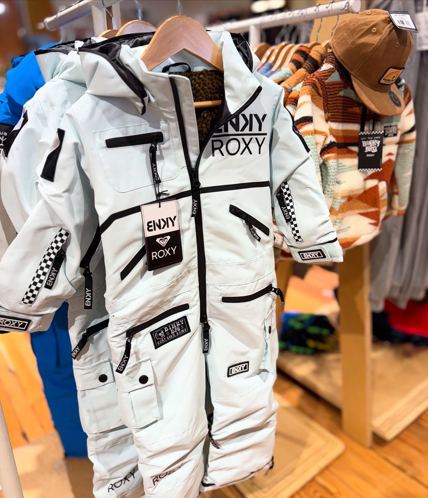 Calling all little shredders&hellip;. @binkybro x Roxy