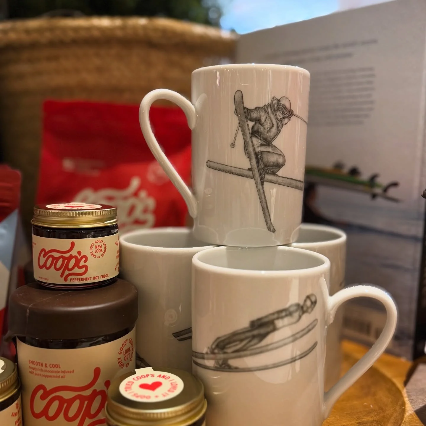 Do not show up to your friend&rsquo;s ski house empty-handed. 

@whitneyartist