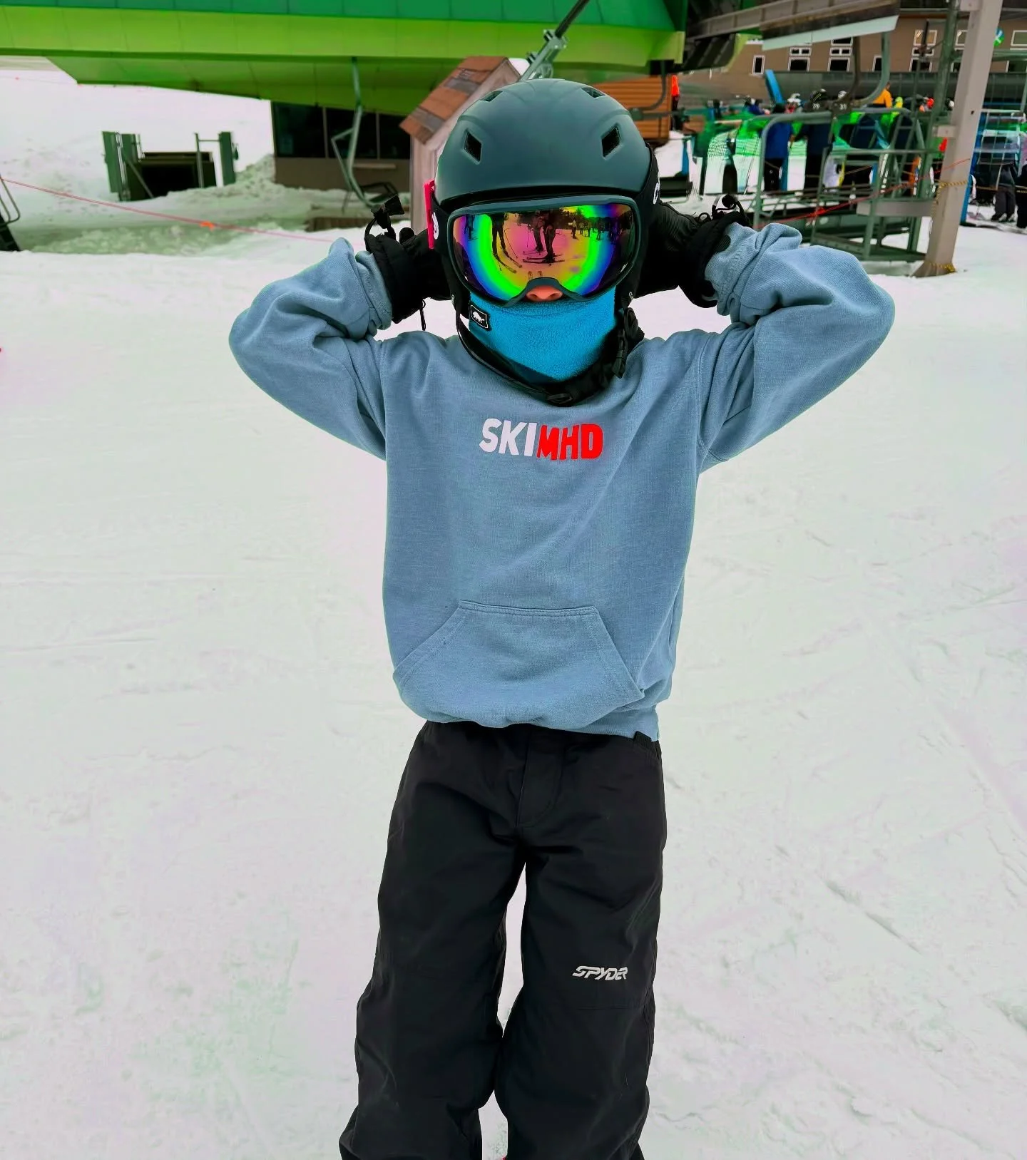 Spring skiing is here! Grab your SKI MHD sweatshirt at 30% off during our winter sale and represent on the slopes. ✌🏽

All sizes and style - crew, heavyweight and kids - all restocked!