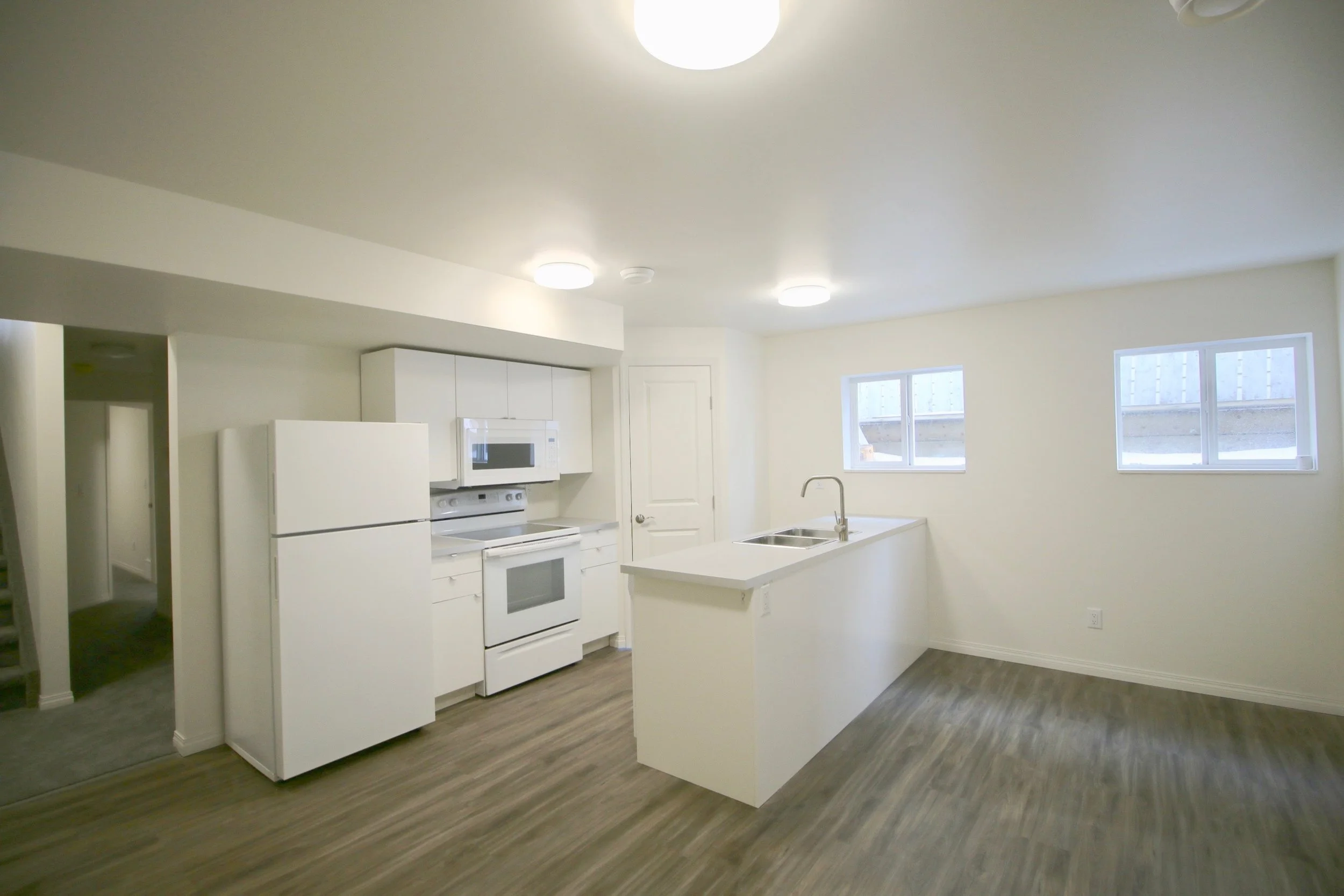 1B-12421 87 St NW