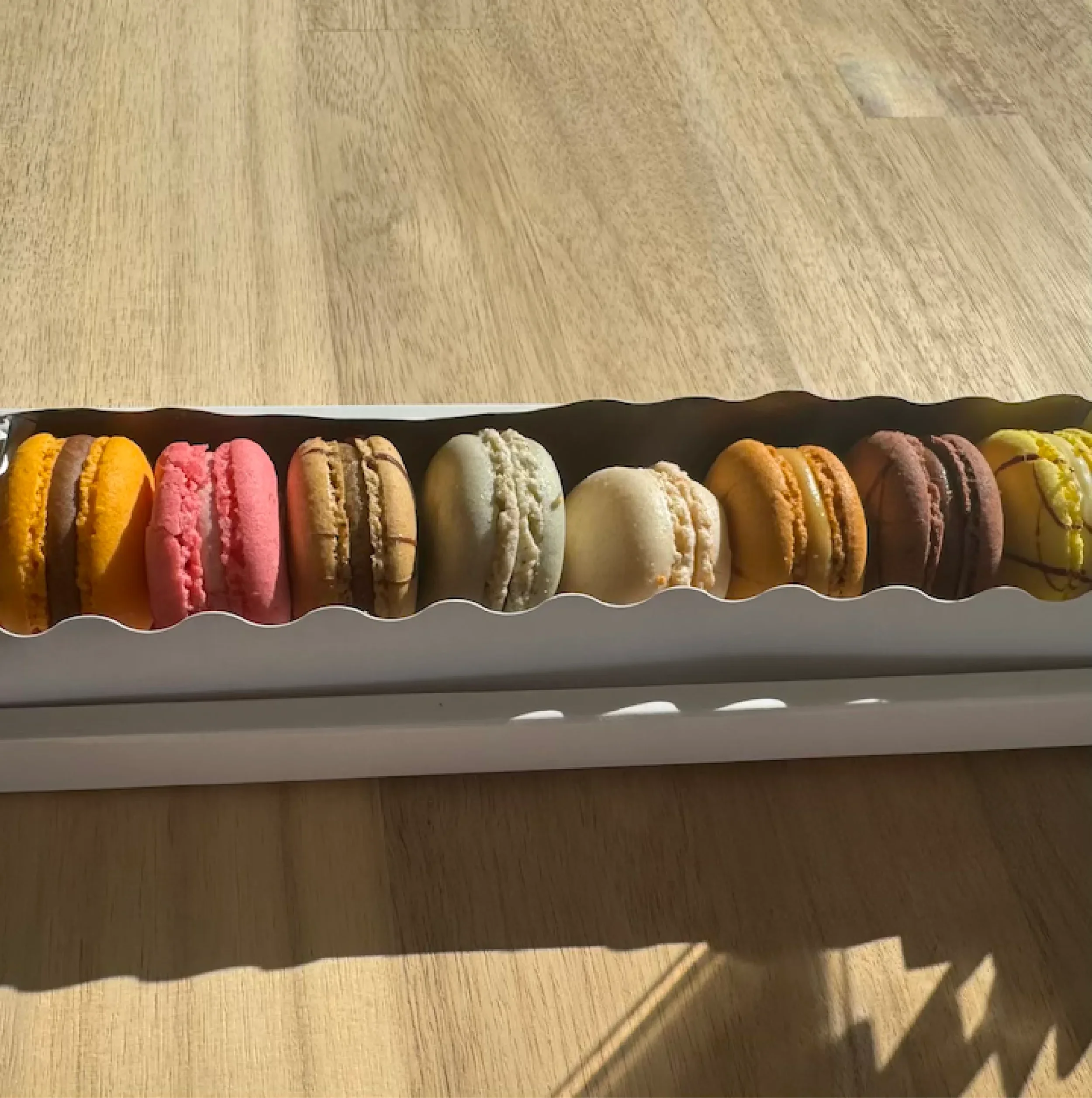 Macaron Box