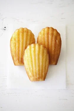 Maple Madeleine