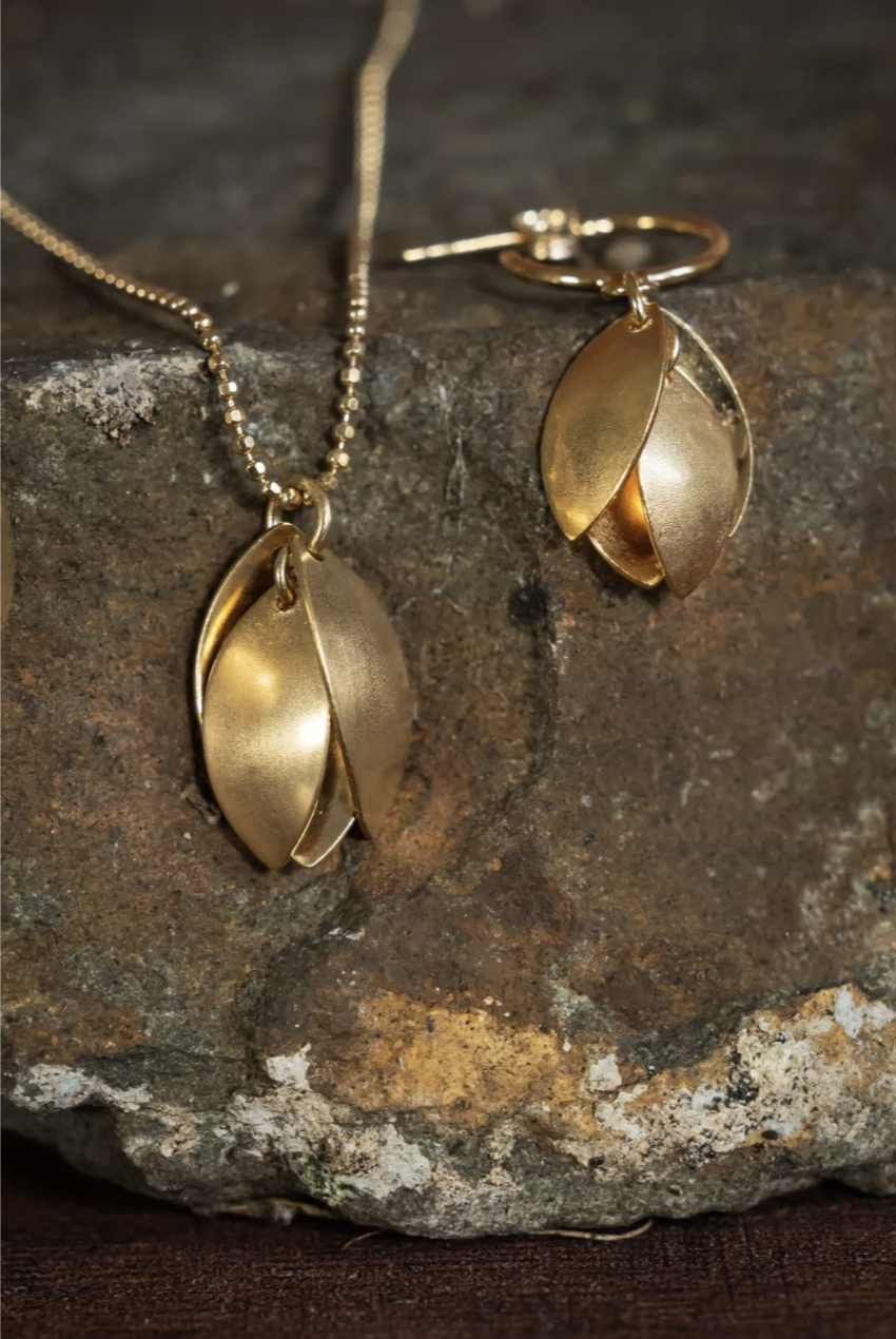 Design Vault Celestial Earrings.png