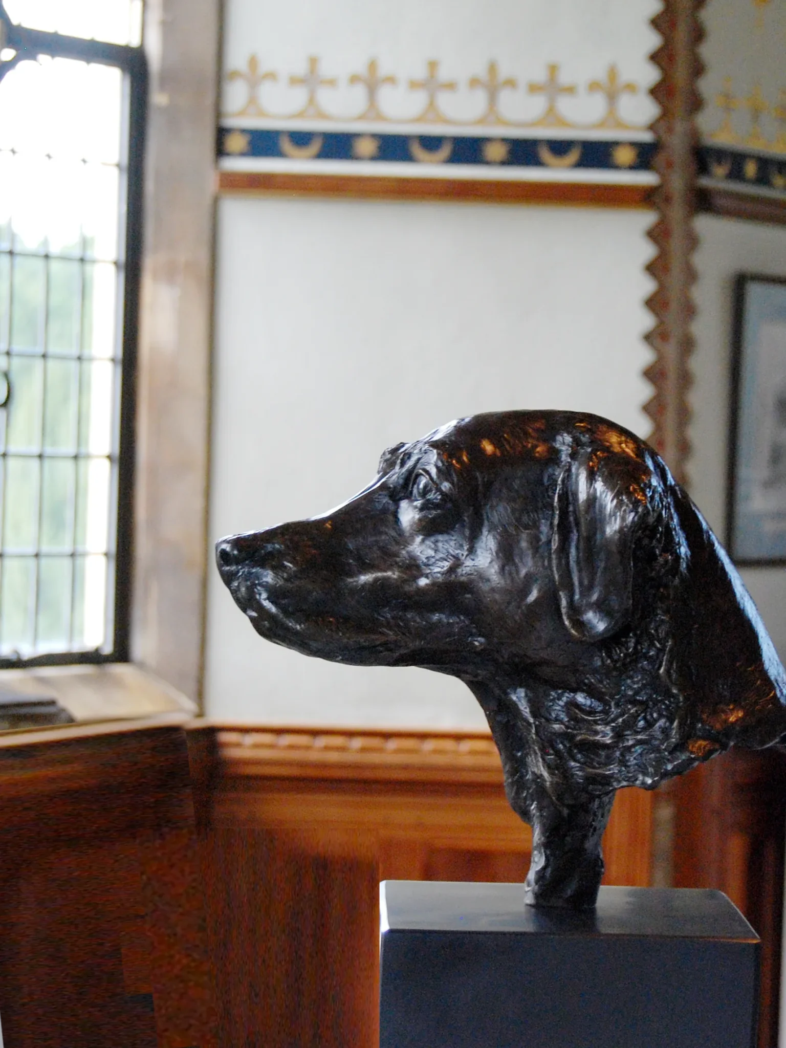 Labrador Sculpture Interior
