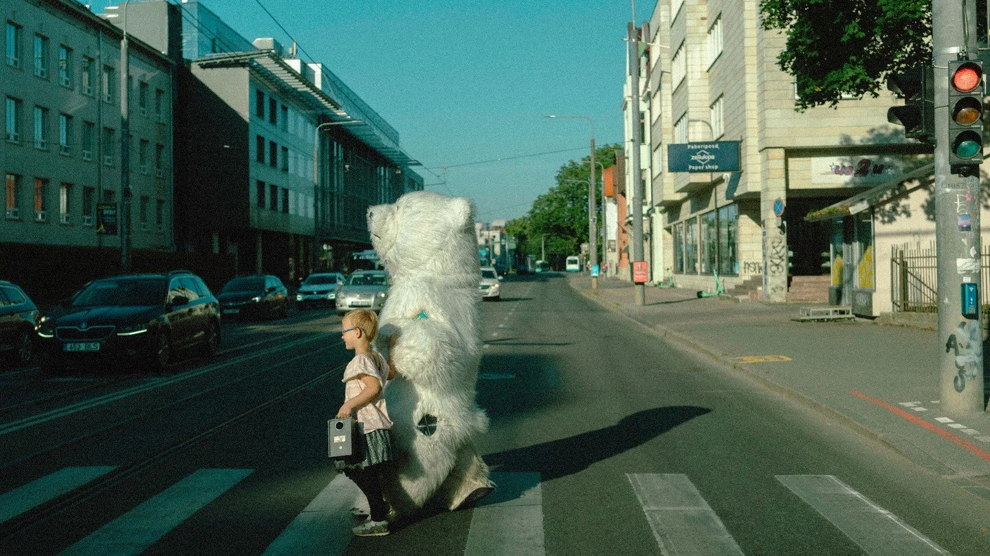 @urbanstreetphotogallery
@street.finder #streetfinder @street.finder
#streetphotographyjournal #spjstreets
#timeless_streets
@cinematicmodeon
@streetsansfrontieres.official
@artofvisual
@lensculture
@minimal_streetphoto
@etczine_trip
@magazine35mm