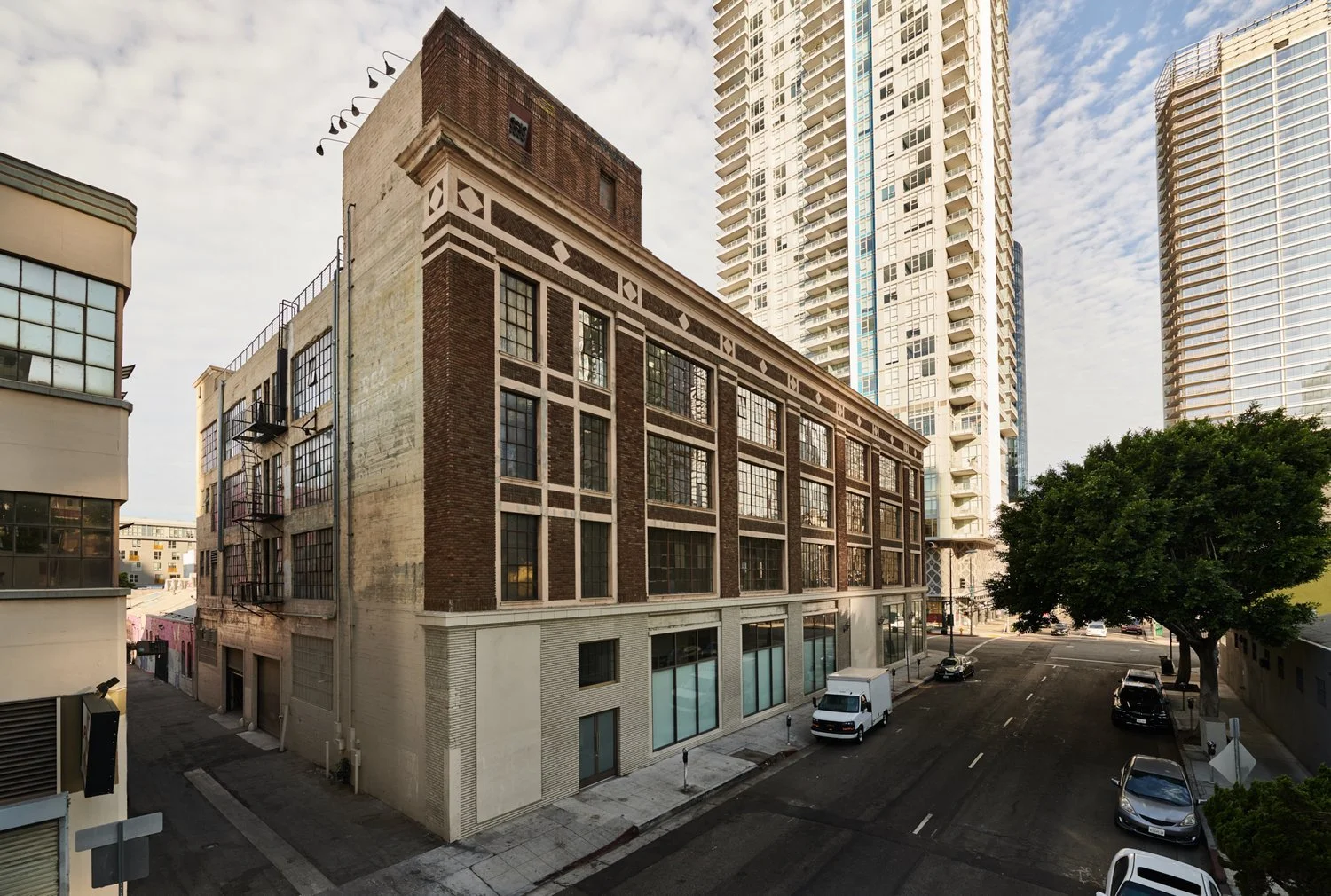 HL_Exterior_003.jpg