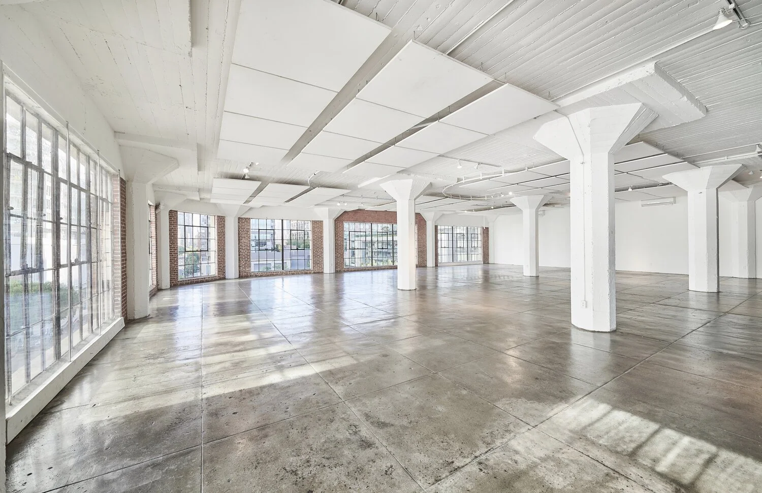 4thFloor_MainLoft_13.jpg
