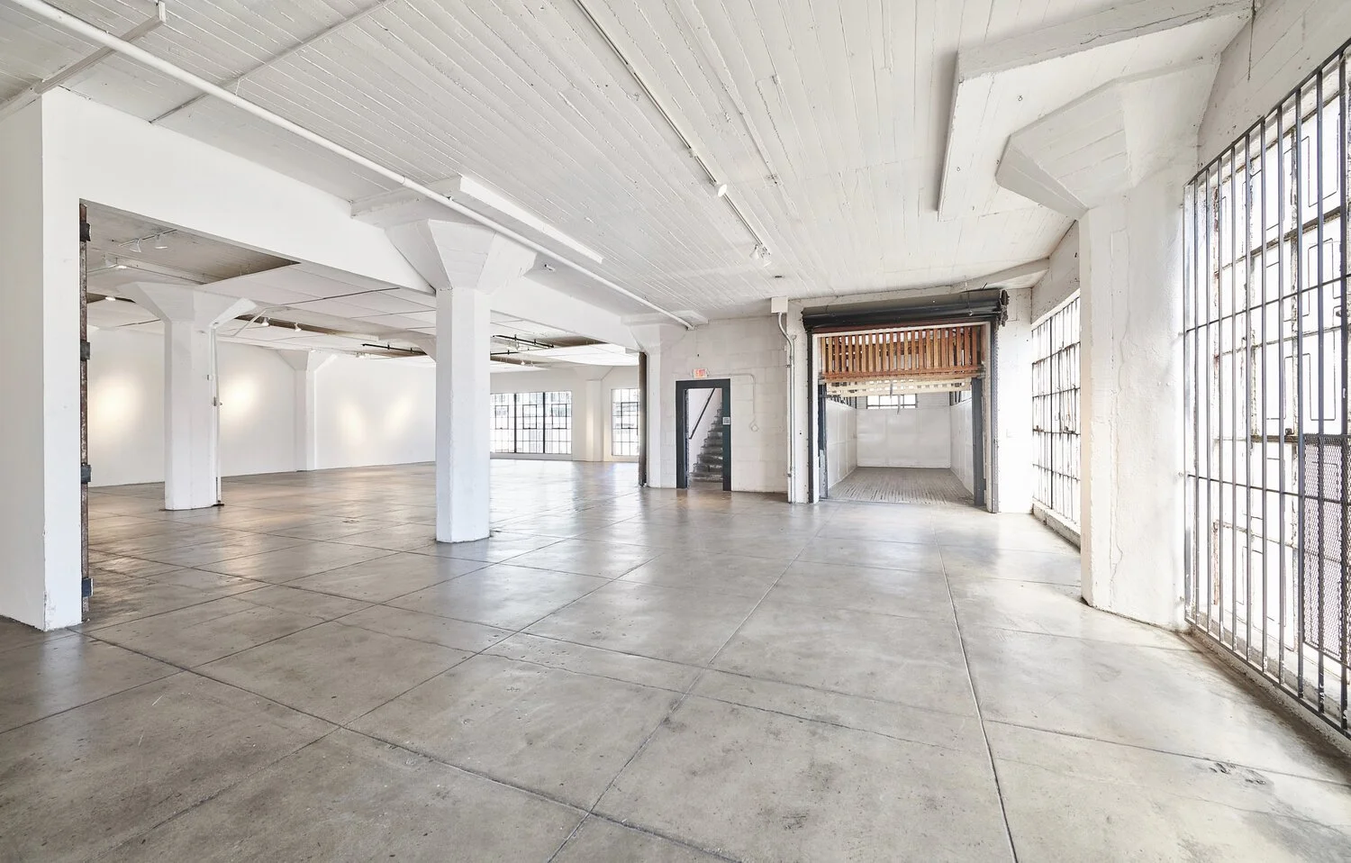 4thFloor_CornerLoft_08.jpg