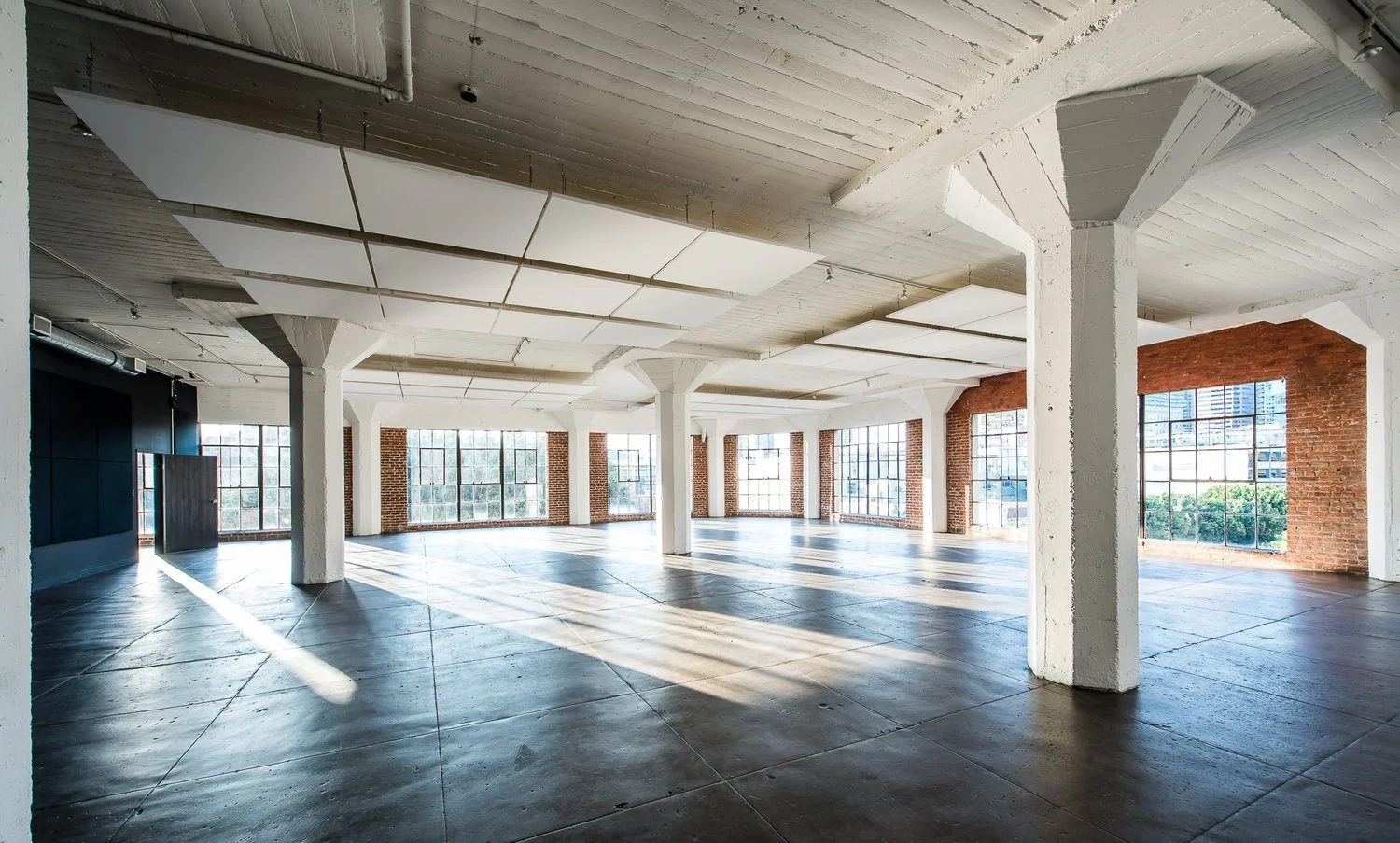 4thFloor_MainLoft_01.jpg