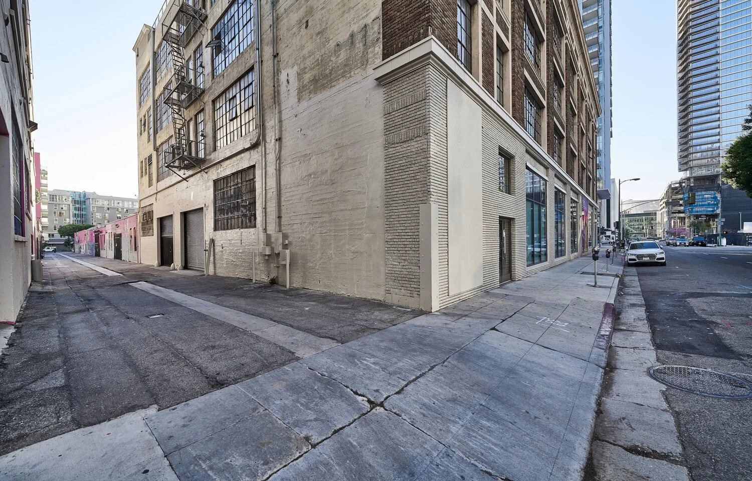 HudsonLoft_Alley_02.jpg