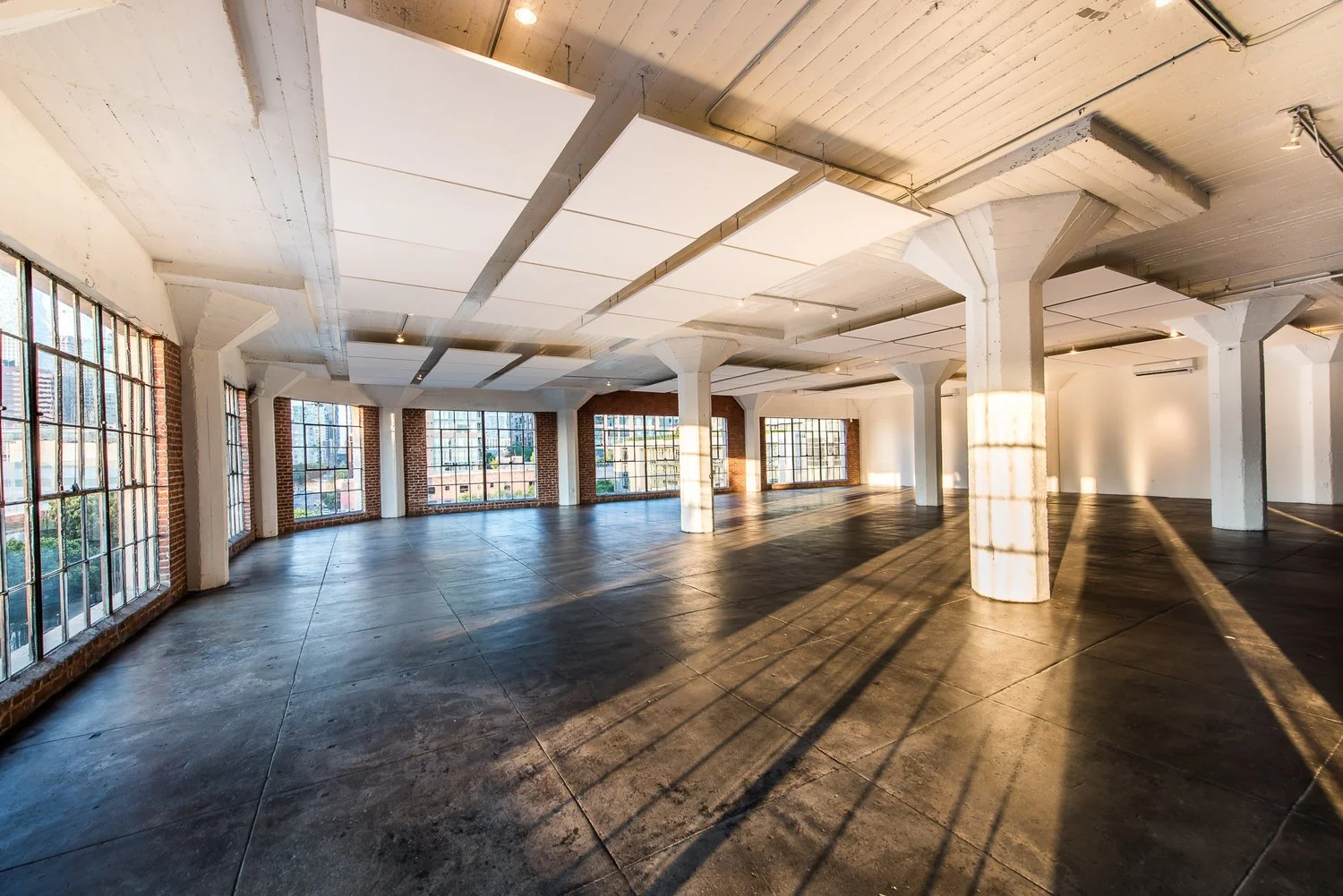 4thFloor_MainLoft_08.jpg