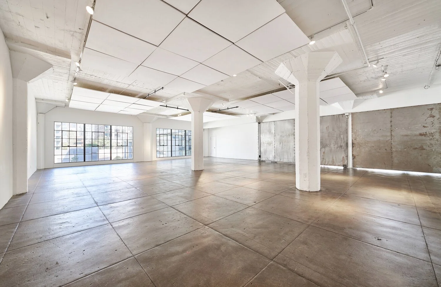 4thFloor_CornerLoft_04.jpg